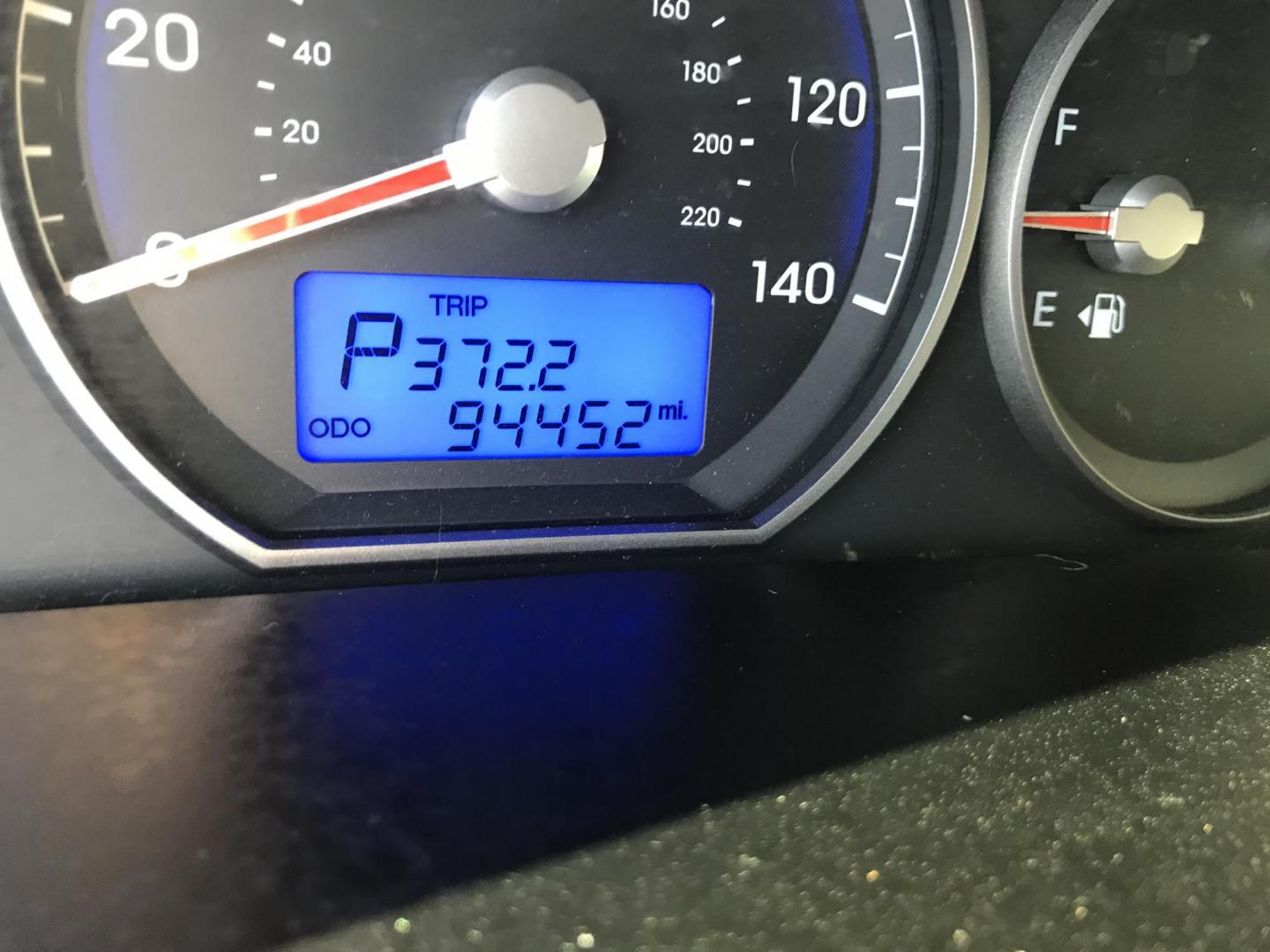 2011 Red /Tan Hyundai Santa Fe GLS 2.4 (5XYZG3AB8BG) with an 2.4L L4 DOHC 16V engine, 6-Speed Automatic transmission, located at 577 Chester Pike, Prospect Park, PA, 19076, (610) 237-1015, 39.886154, -75.302338 - Photo#15