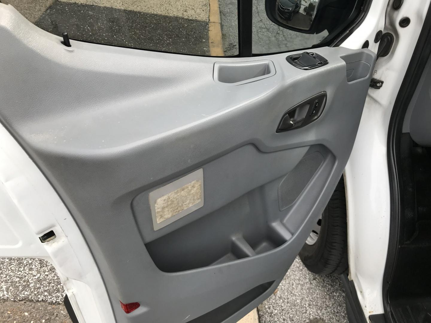 2016 White /Gray Ford Transit 150 Van Low Roof 60/40 Pass. 130-in. WB (1FTYE1ZM7GK) with an 3.7L V6 DOHC 24V engine, 6A transmission, located at 577 Chester Pike, Prospect Park, PA, 19076, (610) 237-1015, 39.886154, -75.302338 - 2016 Ford Transit 150 Low Roof: Fleet maintained, new PA inspection, backup camera, no rear windows, runs EXCELLENT! This vehicle comes inspected and has been given a bumper to bumper safety check. It is very clean, reliable, and well maintained. We offer a unique pay plan that is known for being- Photo#7