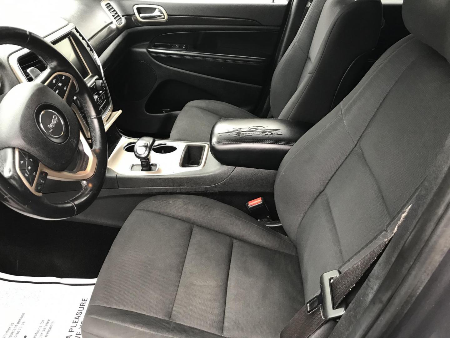 2014 Gray /Gray Jeep Grand Cherokee Laredo 4WD (1C4RJFAG1EC) with an 3.6L V6 DOHC 24V engine, 5-Speed Automatic transmission, located at 577 Chester Pike, Prospect Park, PA, 19076, (610) 237-1015, 39.886154, -75.302338 - 2014 Jeep Cherokee Laredo: 4x4, navigation system, new PA inspection, SUPER CLEAN, runs LIKE NEW! This vehicle comes inspected and has been given a bumper to bumper safety check. It is very clean, reliable, and well maintained. We offer a unique pay plan that is known for being the easiest and fa - Photo#9