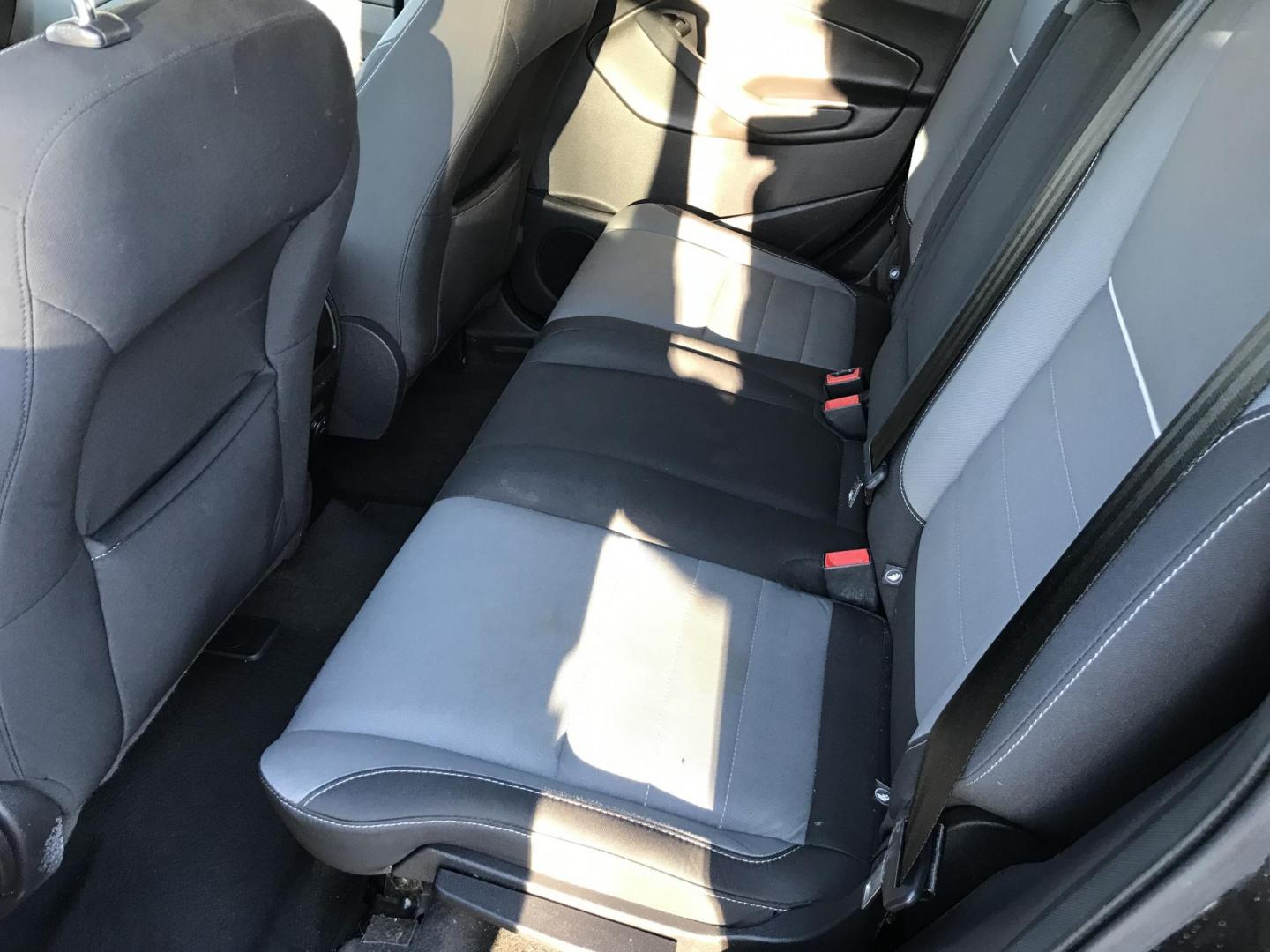 2013 Black /Gray Ford Escape SE (1FMCU0G99DU) with an 2.0L L4 DOHC 16V engine, 6-Speed Automatic transmission, located at 577 Chester Pike, Prospect Park, PA, 19076, (610) 237-1015, 39.886154, -75.302338 - 2013 Ford Escape SE: Only 98k miles, sunroof, great on gas, new PA inspection, runs excellent, SUPER CLEAN! This vehicle comes inspected and has been given a bumper to bumper safety check. It is very clean, reliable, and well maintained. We offer a unique pay plan that is known for being the easi - Photo#17