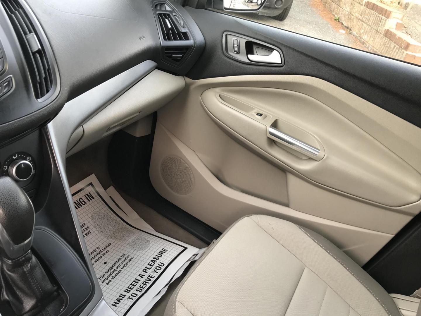 2014 Blue /Gray Ford Escape SE (1FMCU0GX7EU) with an 1.6L L4 DOHC 16V engine, 6-Speed Automatic transmission, located at 577 Chester Pike, Prospect Park, PA, 19076, (610) 237-1015, 39.886154, -75.302338 - Photo#17