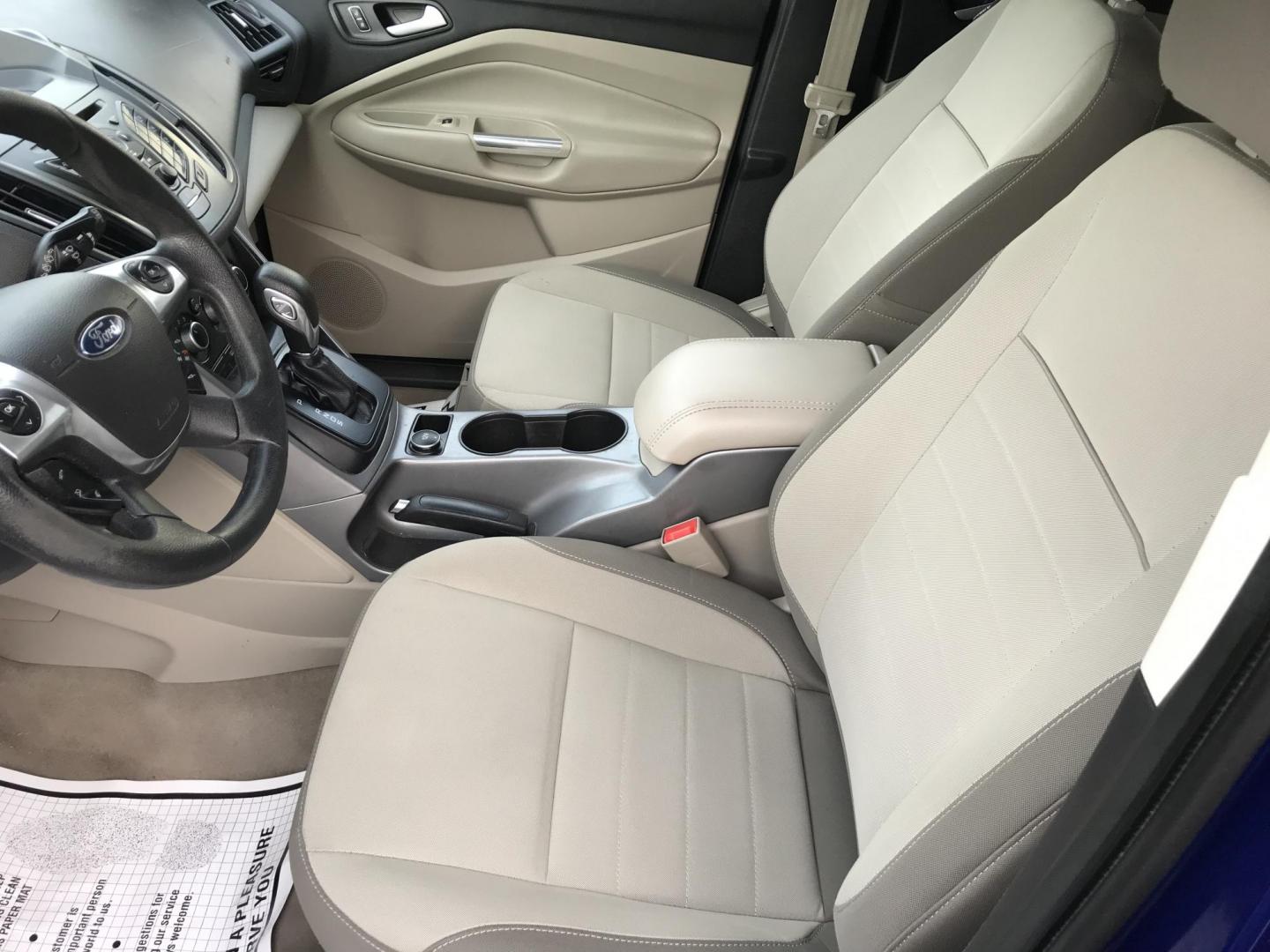 2014 Blue /Gray Ford Escape SE (1FMCU0GX7EU) with an 1.6L L4 DOHC 16V engine, 6-Speed Automatic transmission, located at 577 Chester Pike, Prospect Park, PA, 19076, (610) 237-1015, 39.886154, -75.302338 - Photo#9