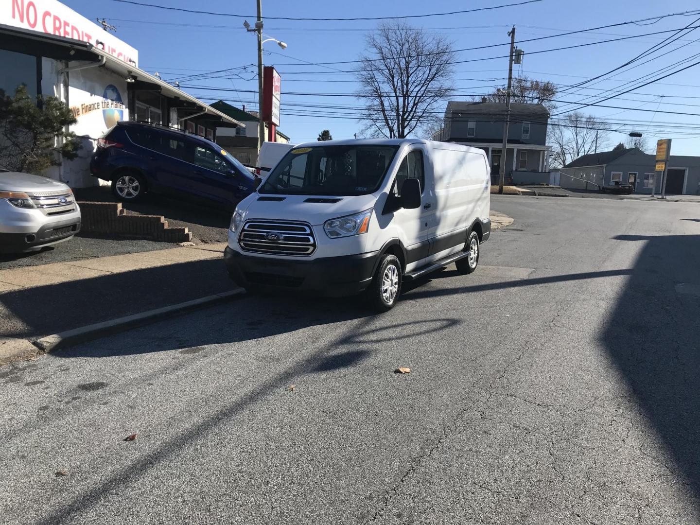 2016 White /Gray Ford Transit 250 Van Low Roof 60/40 Pass.130-in. WB (1FTYR1ZM7GK) with an 3.7L V6 DOHC 24V engine, 6A transmission, located at 577 Chester Pike, Prospect Park, PA, 19076, (610) 237-1015, 39.886154, -75.302338 - Photo#1