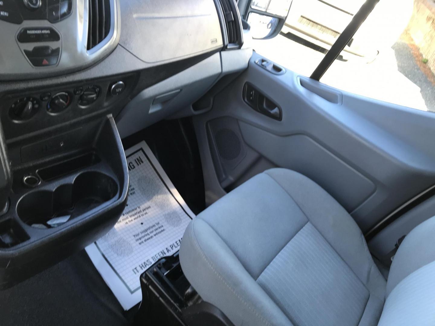2016 White /Gray Ford Transit 250 Van Low Roof 60/40 Pass.130-in. WB (1FTYR1ZM7GK) with an 3.7L V6 DOHC 24V engine, 6A transmission, located at 577 Chester Pike, Prospect Park, PA, 19076, (610) 237-1015, 39.886154, -75.302338 - Photo#14