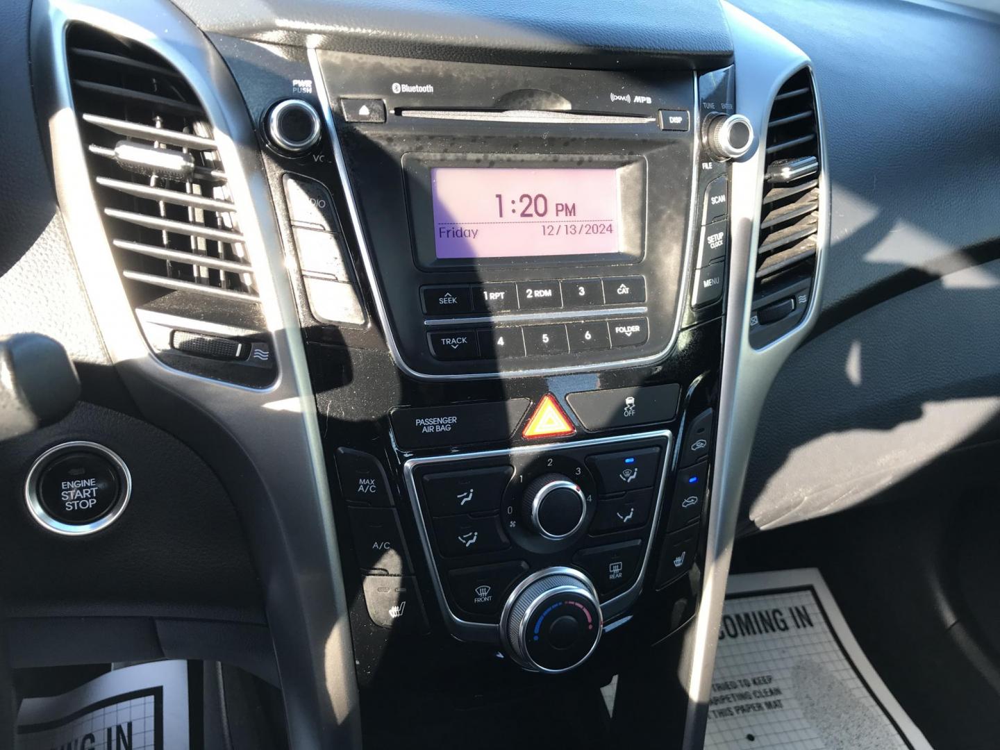 2013 White /Black Hyundai Elantra GT A/T (KMHD35LE3DU) with an 1.8L L4 16V DOHC engine, 6-Speed Automatic transmission, located at 577 Chester Pike, Prospect Park, PA, 19076, (610) 237-1015, 39.886154, -75.302338 - 2013 Hyundai Elantra GT Hatchback: great on gas, new PA inspection, SUPER CLEAN, runs LIKE NEW! This vehicle comes inspected and has been given a bumper to bumper safety check. It is very clean, reliable, and well maintained. We offer a unique pay plan that is known for being the easiest and fast - Photo#13