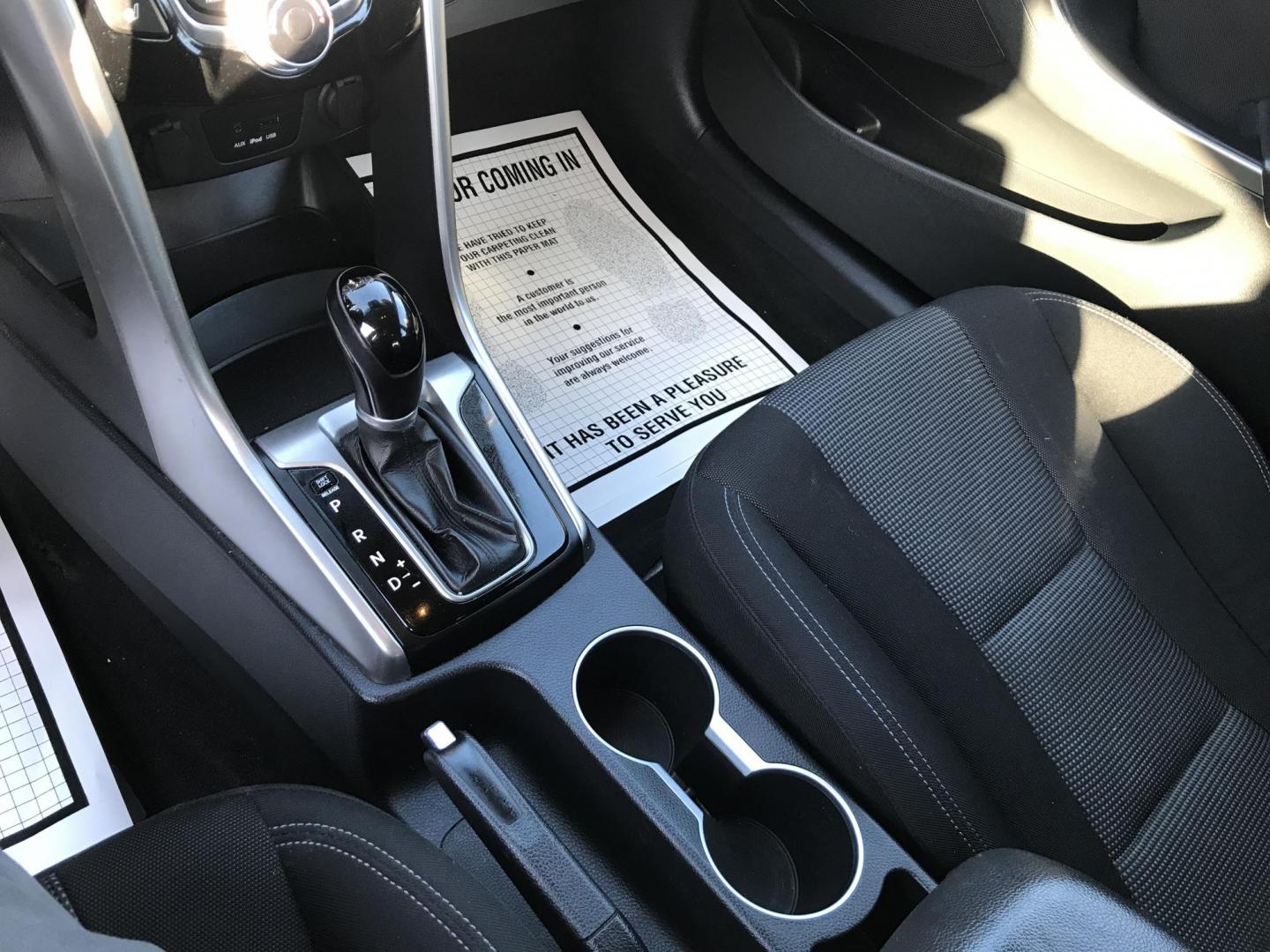2013 White /Black Hyundai Elantra GT A/T (KMHD35LE3DU) with an 1.8L L4 16V DOHC engine, 6-Speed Automatic transmission, located at 577 Chester Pike, Prospect Park, PA, 19076, (610) 237-1015, 39.886154, -75.302338 - 2013 Hyundai Elantra GT Hatchback: great on gas, new PA inspection, SUPER CLEAN, runs LIKE NEW! This vehicle comes inspected and has been given a bumper to bumper safety check. It is very clean, reliable, and well maintained. We offer a unique pay plan that is known for being the easiest and fast - Photo#15