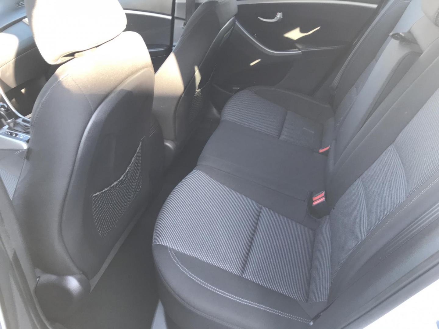 2013 White /Black Hyundai Elantra GT A/T (KMHD35LE3DU) with an 1.8L L4 16V DOHC engine, 6-Speed Automatic transmission, located at 577 Chester Pike, Prospect Park, PA, 19076, (610) 237-1015, 39.886154, -75.302338 - 2013 Hyundai Elantra GT Hatchback: great on gas, new PA inspection, SUPER CLEAN, runs LIKE NEW! This vehicle comes inspected and has been given a bumper to bumper safety check. It is very clean, reliable, and well maintained. We offer a unique pay plan that is known for being the easiest and fast - Photo#16