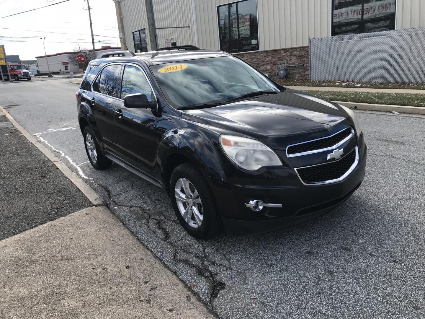 2011 Black /Black Chevrolet Equinox 2LT AWD (2CNFLNEC7B6) with an 2.4L L4 DOHC 16V engine, 6-Speed Automatic transmission, located at 577 Chester Pike, Prospect Park, PA, 19076, (610) 237-1015, 39.886154, -75.302338 - 2011 Chevrolet Equinox LT: Only 111k miles, AWD, navigation system, backup camera, new PA inspection, runs STRONG! This vehicle comes inspected and has been given a bumper to bumper safety check. It is very clean, reliable, and well maintained. We offer a unique pay plan that is known for being t - Photo#3
