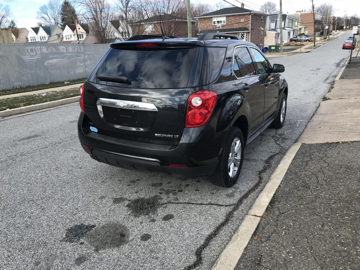 2011 Black /Black Chevrolet Equinox 2LT AWD (2CNFLNEC7B6) with an 2.4L L4 DOHC 16V engine, 6-Speed Automatic transmission, located at 577 Chester Pike, Prospect Park, PA, 19076, (610) 237-1015, 39.886154, -75.302338 - 2011 Chevrolet Equinox LT: Only 111k miles, AWD, navigation system, backup camera, new PA inspection, runs STRONG! This vehicle comes inspected and has been given a bumper to bumper safety check. It is very clean, reliable, and well maintained. We offer a unique pay plan that is known for being t - Photo#4