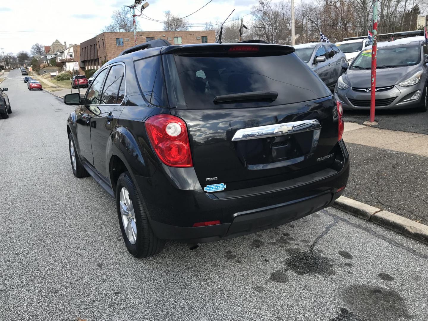 2011 Black /Black Chevrolet Equinox 2LT AWD (2CNFLNEC7B6) with an 2.4L L4 DOHC 16V engine, 6-Speed Automatic transmission, located at 577 Chester Pike, Prospect Park, PA, 19076, (610) 237-1015, 39.886154, -75.302338 - 2011 Chevrolet Equinox LT: Only 111k miles, AWD, navigation system, backup camera, new PA inspection, runs STRONG! This vehicle comes inspected and has been given a bumper to bumper safety check. It is very clean, reliable, and well maintained. We offer a unique pay plan that is known for being t - Photo#5