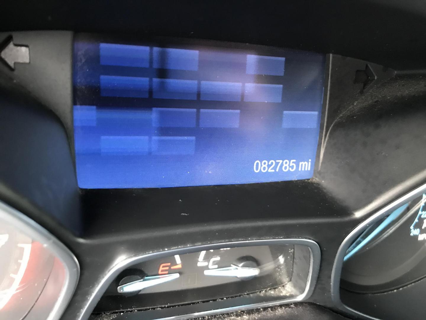 2013 Gray /Gray Ford Escape SE (1FMCU0GX3DU) with an 1.6L L4 DOHC 16V engine, 6-Speed Automatic transmission, located at 577 Chester Pike, Prospect Park, PA, 19076, (610) 237-1015, 39.886154, -75.302338 - 2013 Ford Escape SE: Only 82k miles, new PA inspection, great on gas, SUPER CLEAN! This vehicle comes inspected and has been given a bumper to bumper safety check. It is very clean, reliable, and well maintained. We offer a unique pay plan that is known for being the easiest and fastest financing - Photo#15