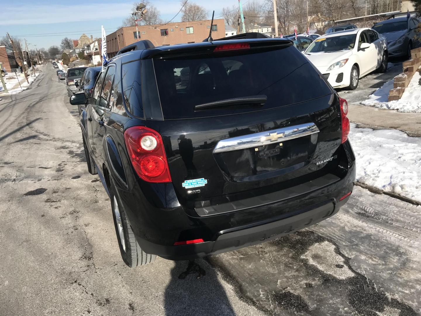 2013 Black /Black Chevrolet Equinox 1LT AWD (2GNFLEEKXD6) with an 2.4L L4 DOHC 16V engine, 6-Speed Automatic transmission, located at 577 Chester Pike, Prospect Park, PA, 19076, (610) 237-1015, 39.886154, -75.302338 - Photo#4