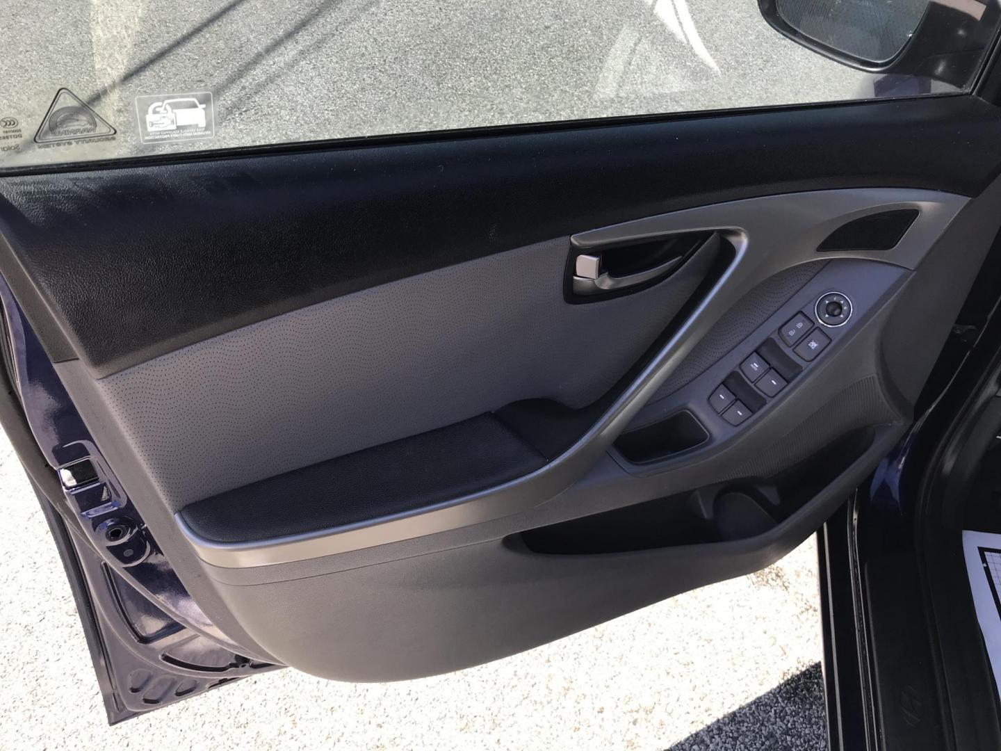 2013 Blue /Gray Hyundai Elantra Limited (5NPDH4AE5DH) with an 1.8L L4 DOHC 16V engine, 6-Speed Automatic transmission, located at 577 Chester Pike, Prospect Park, PA, 19076, (610) 237-1015, 39.886154, -75.302338 - Photo#7