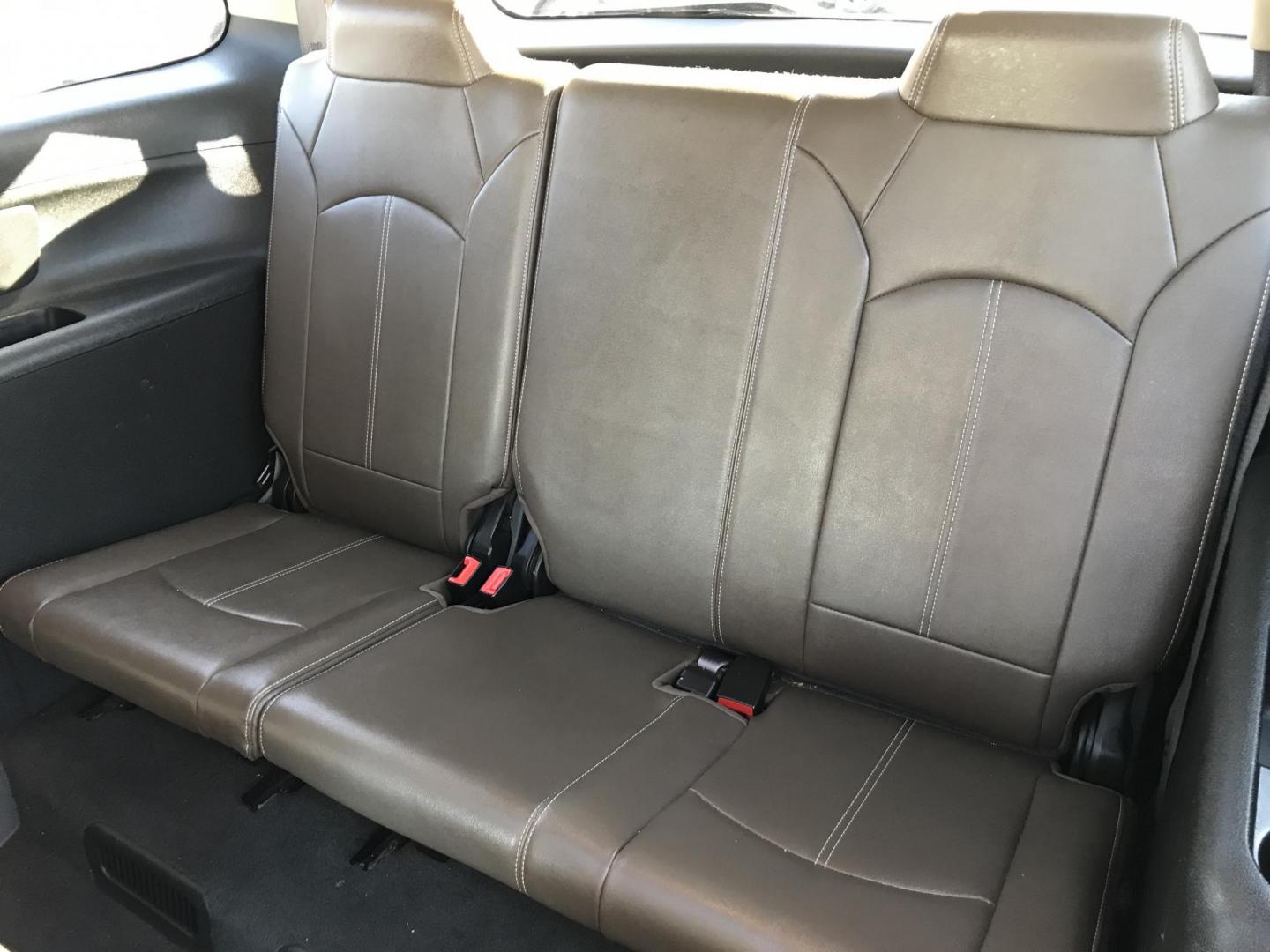 2015 Red /Gray GMC Acadia SLT-1 AWD (1GKKVRKD6FJ) with an 3.6L V6 DOHC 24V engine, 6-Speed Automatic transmission, located at 577 Chester Pike, Prospect Park, PA, 19076, (610) 237-1015, 39.886154, -75.302338 - Photo#21