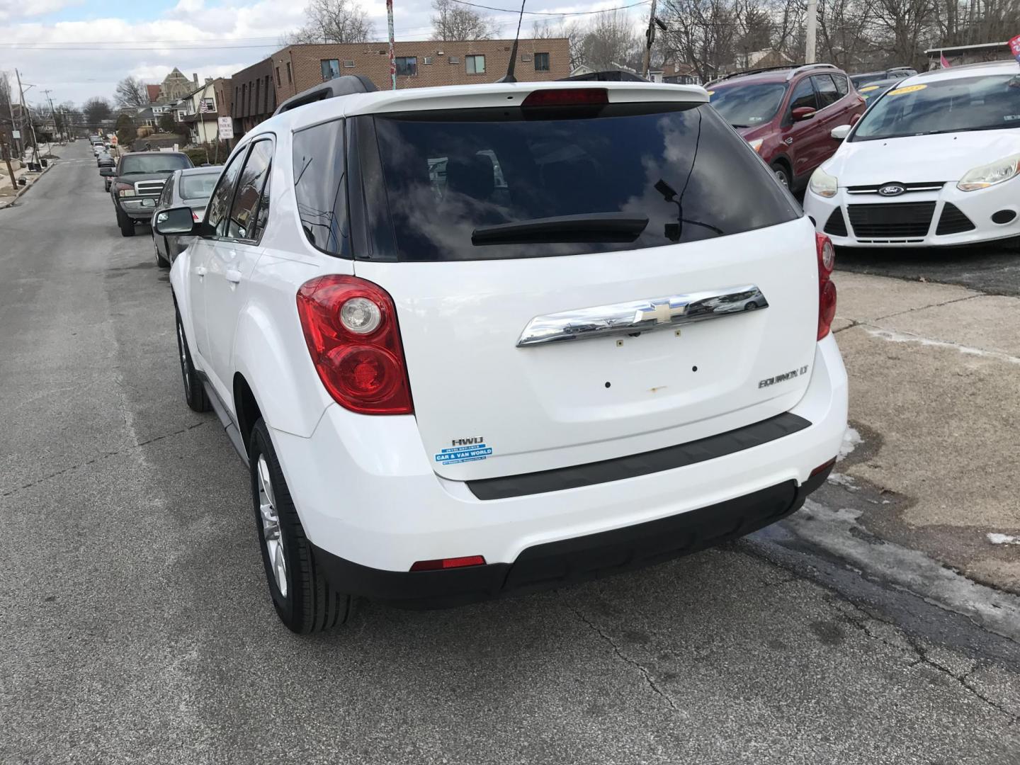 2012 White /Black Chevrolet Equinox 2LT AWD (2GNFLNEK7C6) with an 2.4L L4 DOHC 16V engine, 6-Speed Automatic transmission, located at 577 Chester Pike, Prospect Park, PA, 19076, (610) 237-1015, 39.886154, -75.302338 - 2012 Chevrolet Equinox 2LT: AWD, new PA inspection, good on gas, SUPER CLEAN, runs LIKE NEW! This vehicle comes inspected and has been given a bumper to bumper safety check. It is very clean, reliable, and well maintained. We offer a unique pay plan that is known for being the easiest and fastest - Photo#4