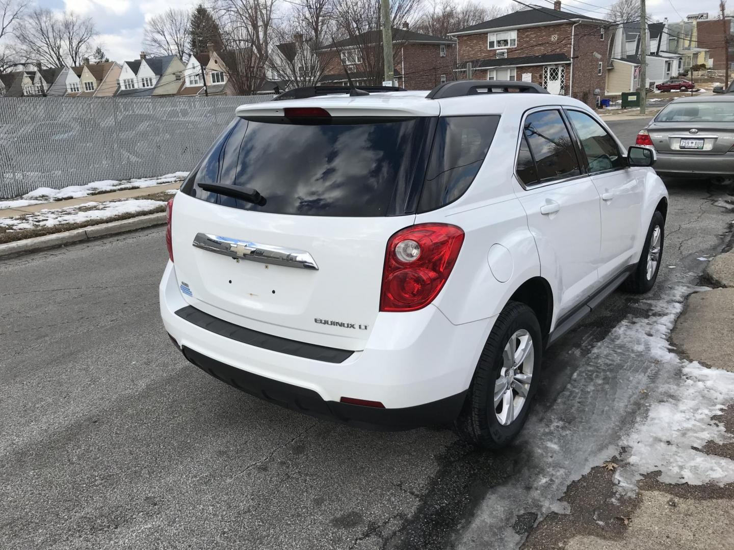2012 White /Black Chevrolet Equinox 2LT AWD (2GNFLNEK7C6) with an 2.4L L4 DOHC 16V engine, 6-Speed Automatic transmission, located at 577 Chester Pike, Prospect Park, PA, 19076, (610) 237-1015, 39.886154, -75.302338 - 2012 Chevrolet Equinox 2LT: AWD, new PA inspection, good on gas, SUPER CLEAN, runs LIKE NEW! This vehicle comes inspected and has been given a bumper to bumper safety check. It is very clean, reliable, and well maintained. We offer a unique pay plan that is known for being the easiest and fastest - Photo#5