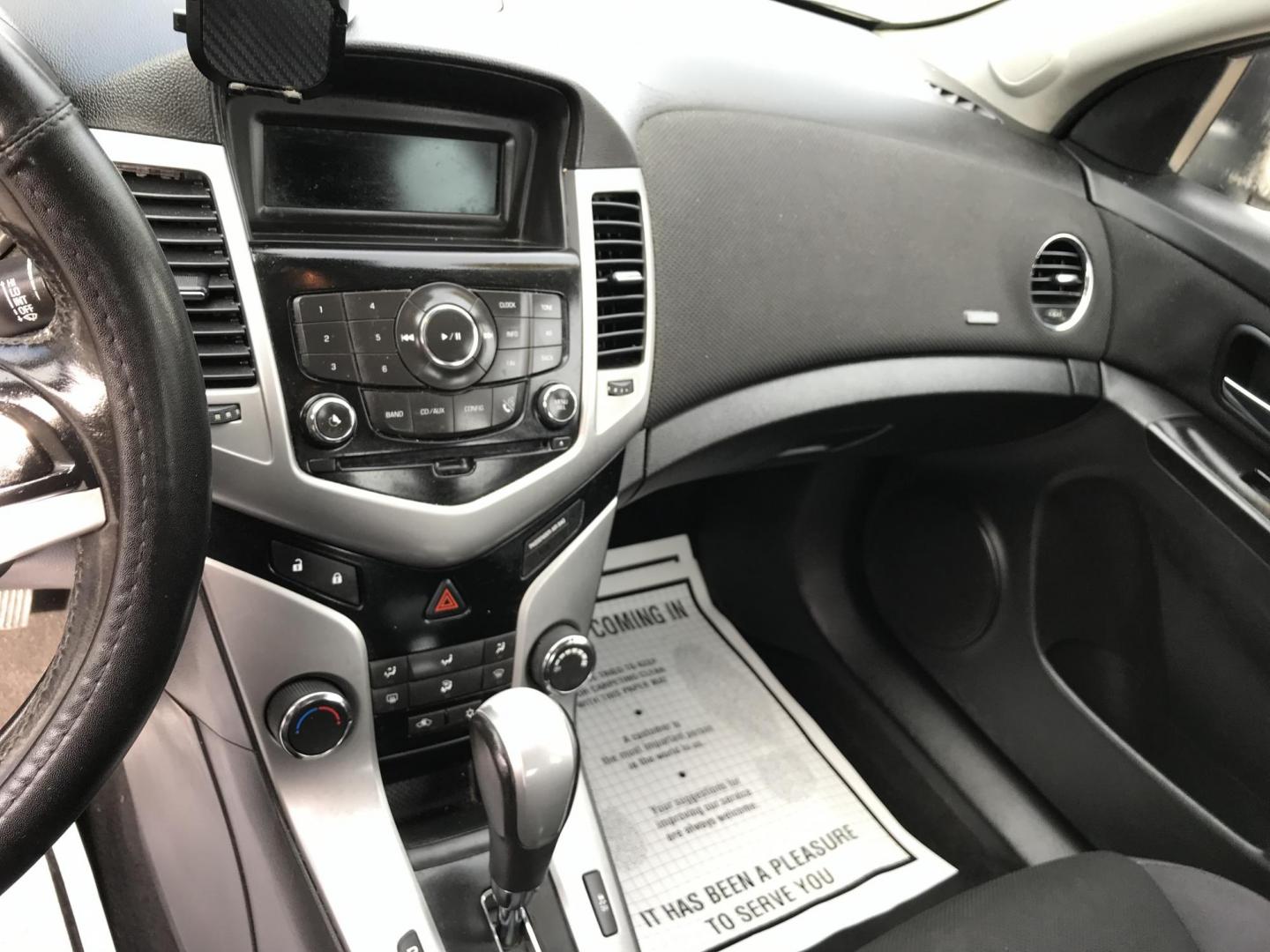 2014 Gray /Black Chevrolet Cruze 1LT Auto (1G1PC5SB7E7) with an 1.4L L4 DOHC 16V TURBO engine, 6-Speed Automatic transmission, located at 577 Chester Pike, Prospect Park, PA, 19076, (610) 237-1015, 39.886154, -75.302338 - Photo#12