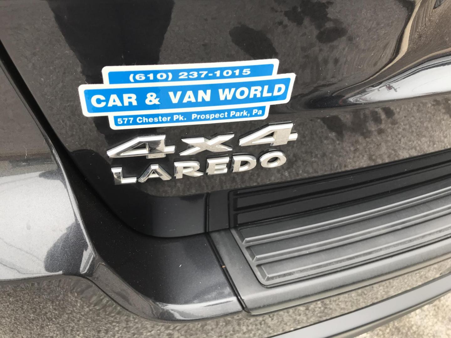 2013 Black /Black Jeep Grand Cherokee Laredo 4WD (1C4RJFAT5DC) with an 5.7L V8 OHV 16V engine, 5-Speed Automatic transmission, located at 577 Chester Pike, Prospect Park, PA, 19076, (610) 237-1015, 39.886154, -75.302338 - 2013 Jeep Grand Cherokee Laredo: Backup camera, 5.7 HEMI engine, 4x4, trailer hitch, leather seats, new PA inspection, runs LIKE NEW! This vehicle comes inspected and has been given a bumper to bumper safety check. It is very clean, reliable, and well maintained. We offer a unique pay plan that i - Photo#6