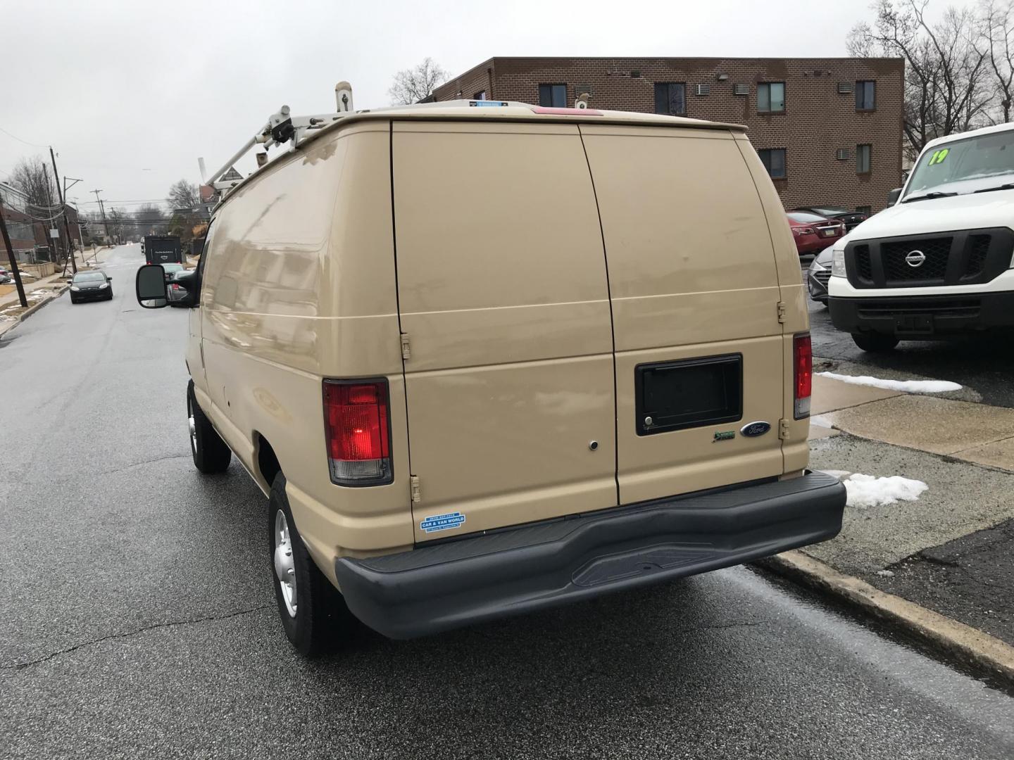 2014 Ford E-Series Van E-250 (1FTNE2EW9ED) with an 4.6L V8 SOHC 16V engine, 4-Speed Automatic transmission, located at 577 Chester Pike, Prospect Park, PA, 19076, (610) 237-1015, 39.886154, -75.302338 - 2014 Ford Econoline E250 Cargo Van: Ladder racks, shelving, no side or rear windows, new PA inspection, FLEET MAINTAINED! This vehicle comes inspected and has been given a bumper to bumper safety check. It is very clean, reliable, and well maintained. We offer a unique pay plan that is known for - Photo#5