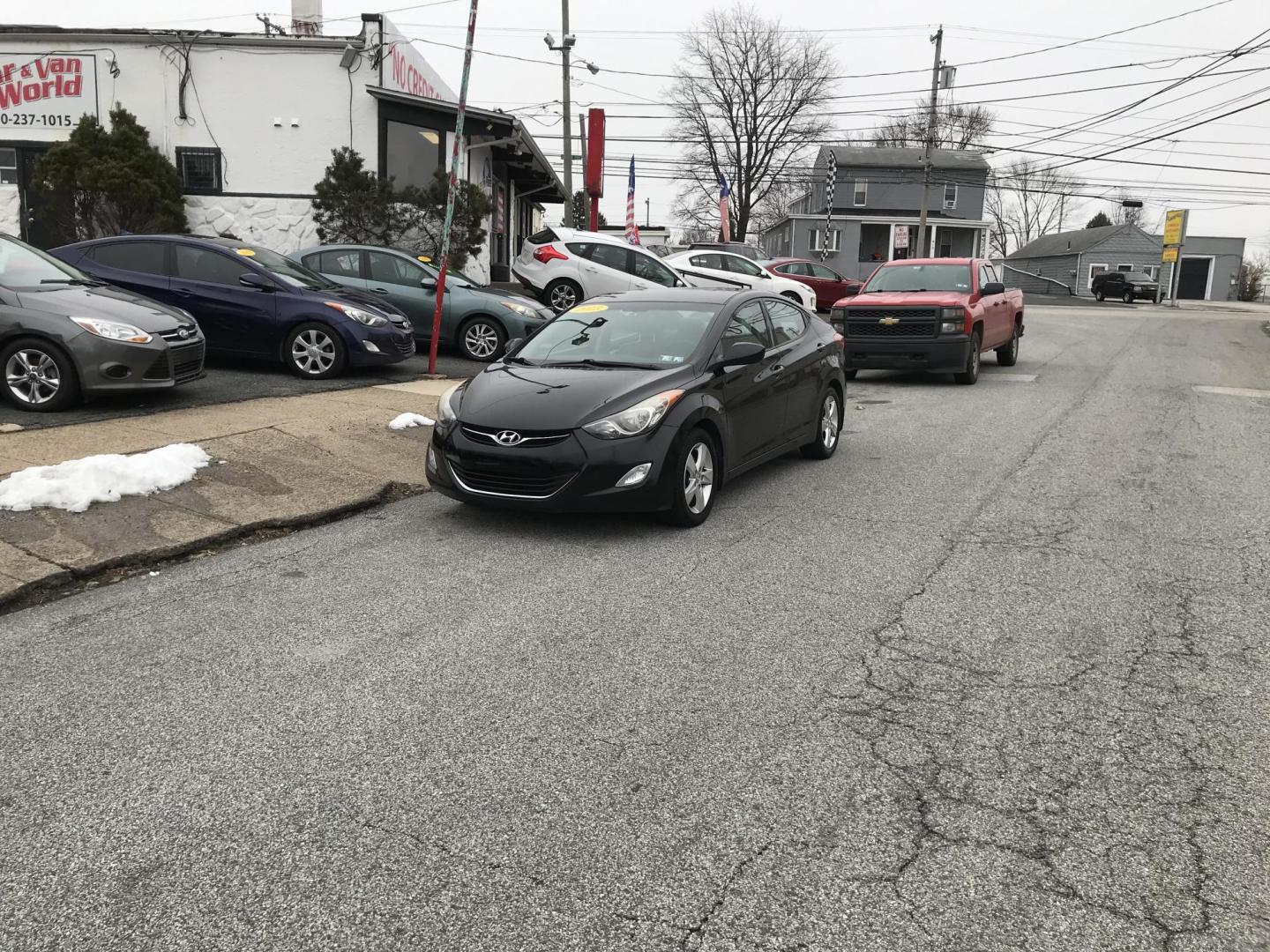 2013 Black /Gray Hyundai Elantra GLS A/T (KMHDH4AEXDU) with an 1.8L L4 DOHC 16V engine, 6-Speed Automatic transmission, located at 577 Chester Pike, Prospect Park, PA, 19076, (610) 237-1015, 39.886154, -75.302338 - Photo#2