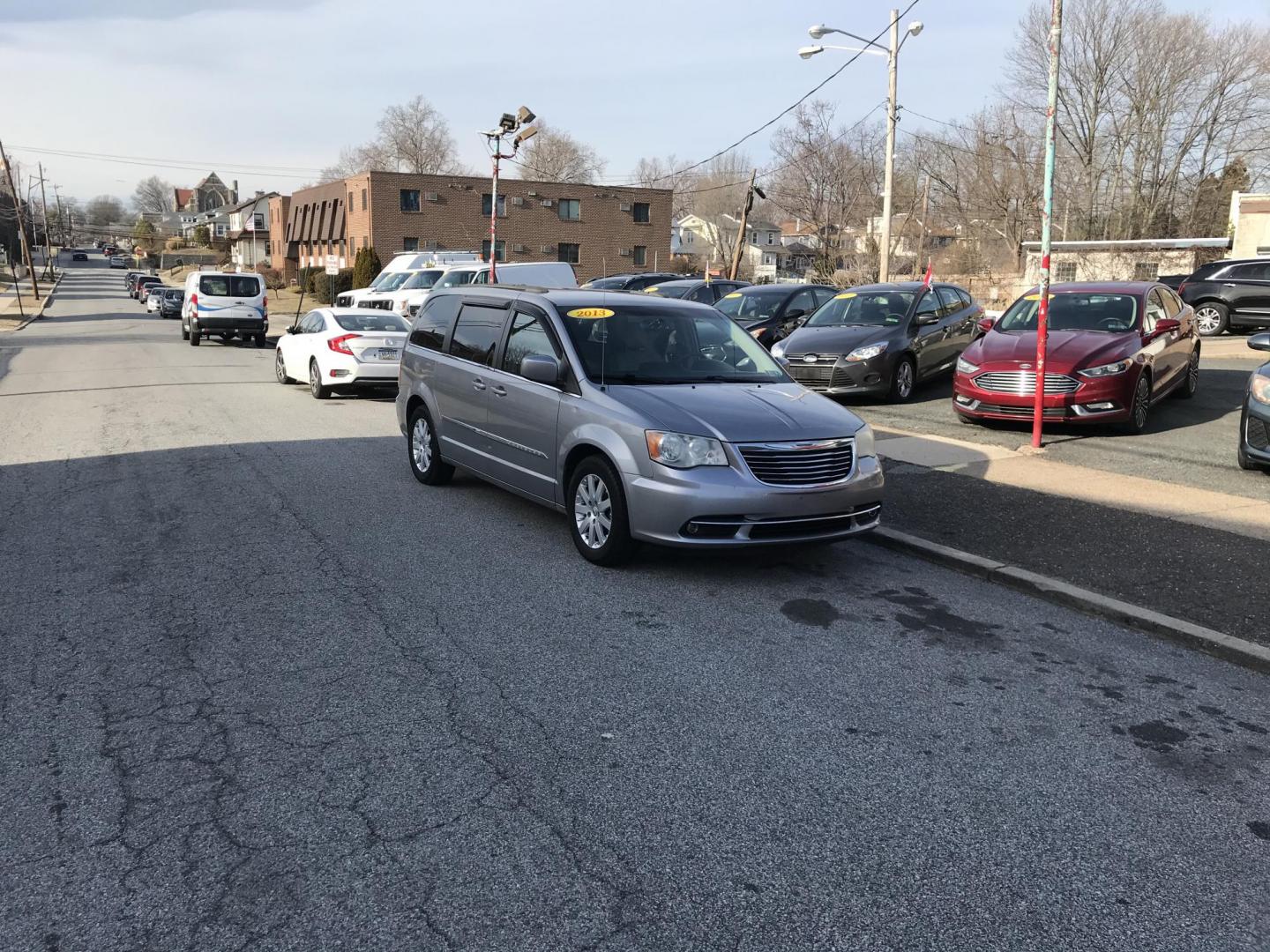 2013 Silver /Gray Chrysler Town & Country Touring (2C4RC1BG4DR) with an 3.6L V6 DOHC 24V engine, 6-Speed Automatic transmission, located at 577 Chester Pike, Prospect Park, PA, 19076, (610) 237-1015, 39.886154, -75.302338 - Photo#2