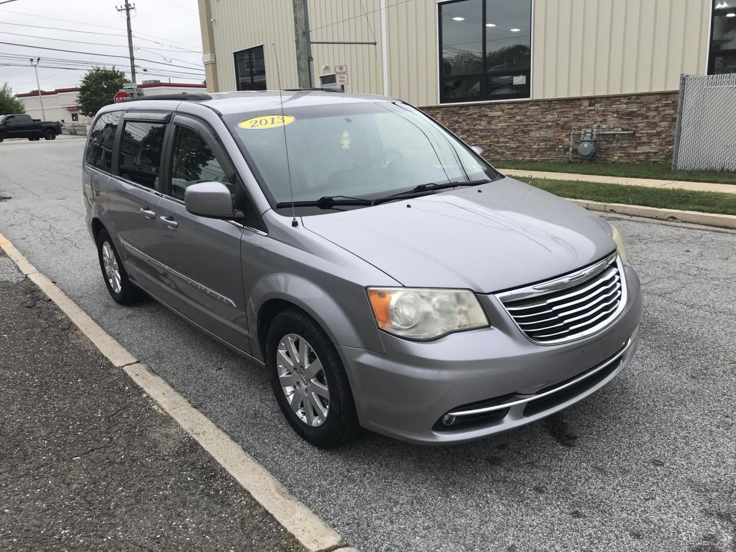 2013 Silver /Gray Chrysler Town & Country Touring (2C4RC1BG4DR) with an 3.6L V6 DOHC 24V engine, 6-Speed Automatic transmission, located at 577 Chester Pike, Prospect Park, PA, 19076, (610) 237-1015, 39.886154, -75.302338 - Photo#3