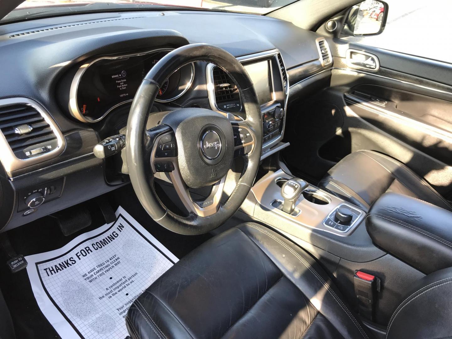 2015 Red /Black Jeep Grand Cherokee Limited 4WD (1C4RJFBGXFC) with an 3.6L V6 DOHC 24V engine, 8-Speed Automatic transmission, located at 577 Chester Pike, Prospect Park, PA, 19076, (610) 237-1015, 39.886154, -75.302338 - Photo#12