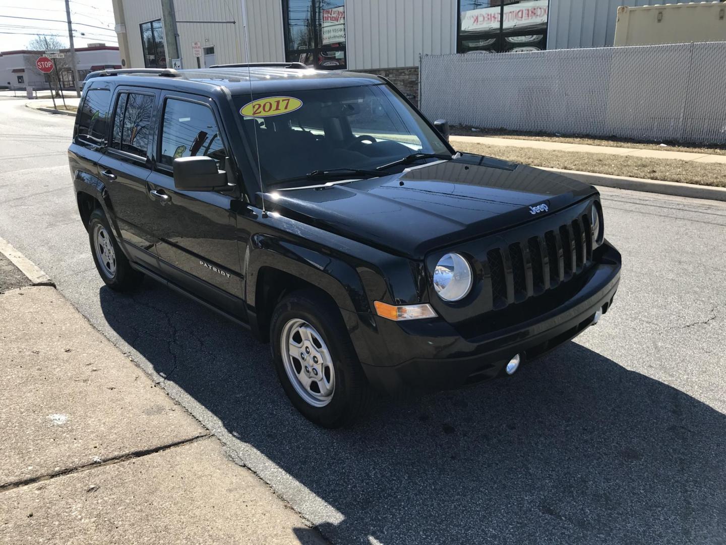 2017 Black /Black Jeep Patriot Sport 4WD (1C4NJRBB3HD) with an 2.4L L4 DOHC 16V engine, Automatic transmission, located at 577 Chester Pike, Prospect Park, PA, 19076, (610) 237-1015, 39.886154, -75.302338 - 2017 Jeep Patriot Sport: 4x4, great on gas, new PA inspection, SUPER CLEAN, runs LIKE NEW! This vehicle comes inspected and has been given a bumper to bumper safety check. It is very clean, reliable, and well maintained. We offer a unique pay plan that is known for being the easiest and fastest f - Photo#3