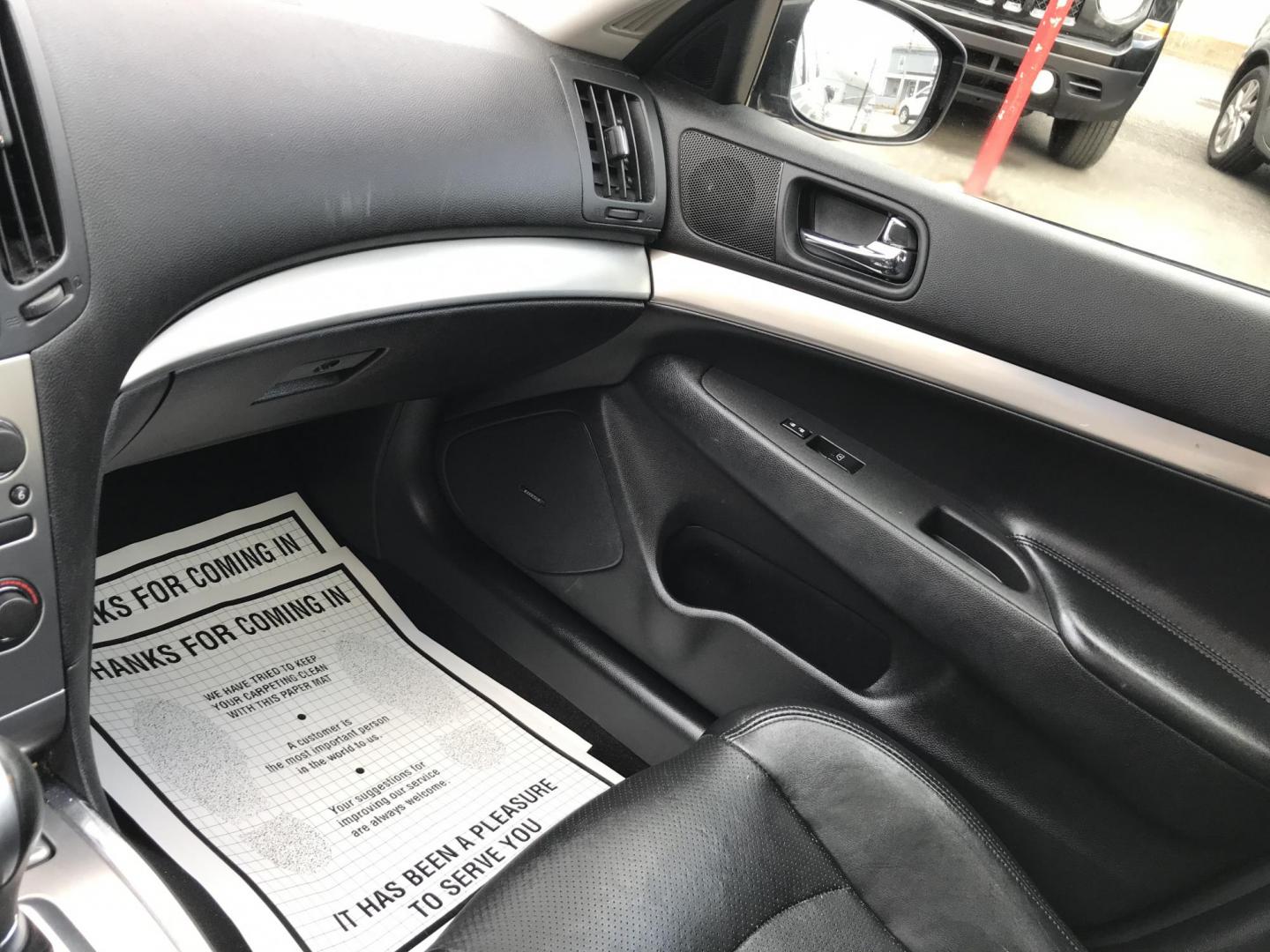2010 Gray /Black Infiniti G Sedan G37x AWD (JN1CV6AR6AM) with an 3.7L V6 DOHC 24V engine, 5-Speed Automatic transmission, located at 577 Chester Pike, Prospect Park, PA, 19076, (610) 237-1015, 39.886154, -75.302338 - 2010 Infiniti G37: AWD, navigation system, backup camera, sunroof, SUPER CLEAN, runs LIKE NEW! This vehicle comes inspected and has been given a bumper to bumper safety check. It is very clean, reliable, and well maintained. We offer a unique pay plan that is known for being the easiest and faste - Photo#17
