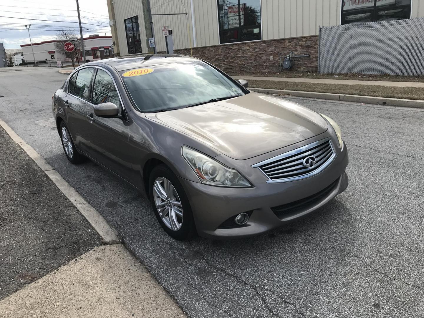 2010 Gray /Black Infiniti G Sedan G37x AWD (JN1CV6AR6AM) with an 3.7L V6 DOHC 24V engine, 5-Speed Automatic transmission, located at 577 Chester Pike, Prospect Park, PA, 19076, (610) 237-1015, 39.886154, -75.302338 - 2010 Infiniti G37: AWD, navigation system, backup camera, sunroof, SUPER CLEAN, runs LIKE NEW! This vehicle comes inspected and has been given a bumper to bumper safety check. It is very clean, reliable, and well maintained. We offer a unique pay plan that is known for being the easiest and faste - Photo#4