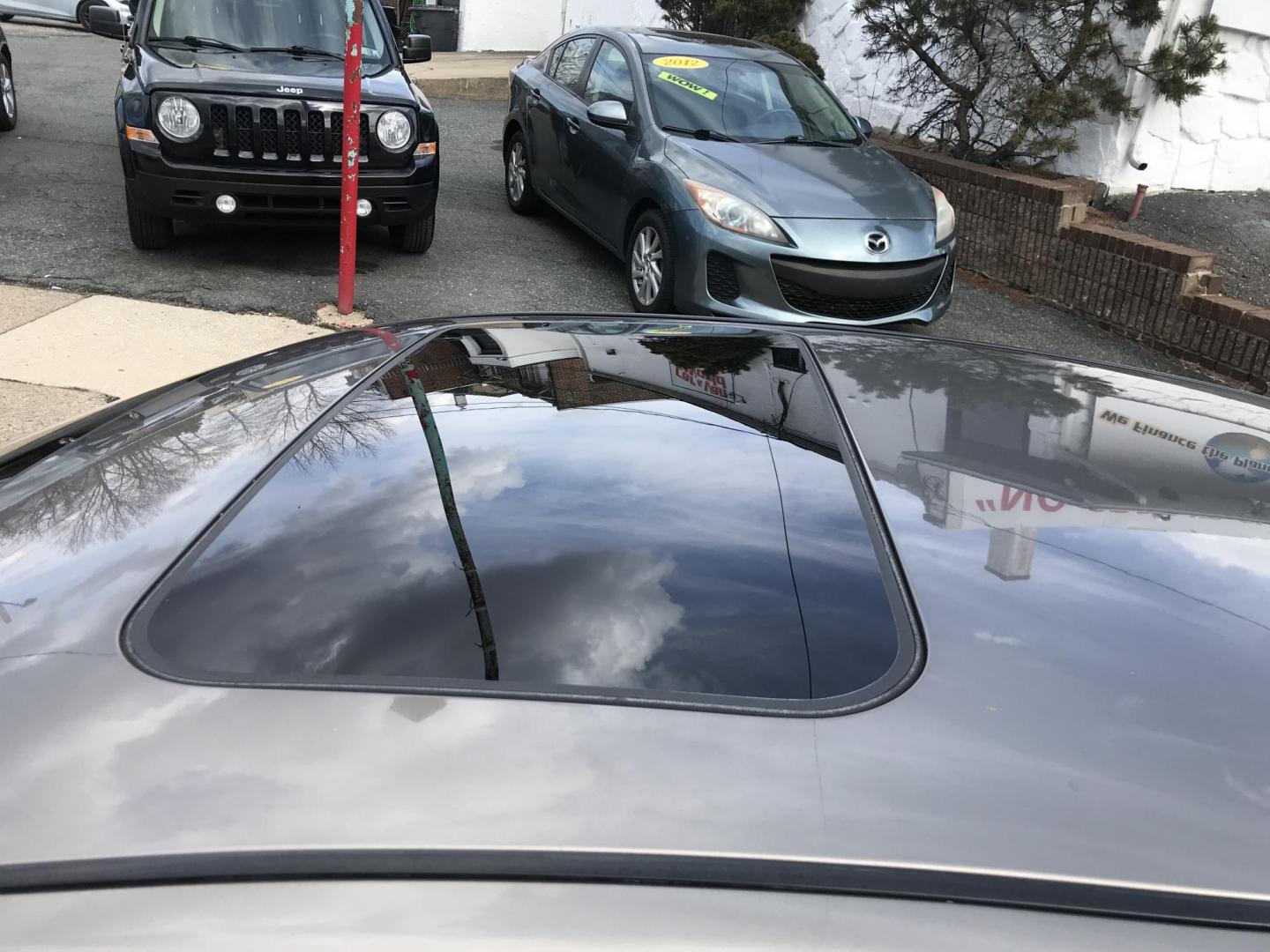 2010 Gray /Black Infiniti G Sedan G37x AWD (JN1CV6AR6AM) with an 3.7L V6 DOHC 24V engine, 5-Speed Automatic transmission, located at 577 Chester Pike, Prospect Park, PA, 19076, (610) 237-1015, 39.886154, -75.302338 - 2010 Infiniti G37: AWD, navigation system, backup camera, sunroof, SUPER CLEAN, runs LIKE NEW! This vehicle comes inspected and has been given a bumper to bumper safety check. It is very clean, reliable, and well maintained. We offer a unique pay plan that is known for being the easiest and faste - Photo#7