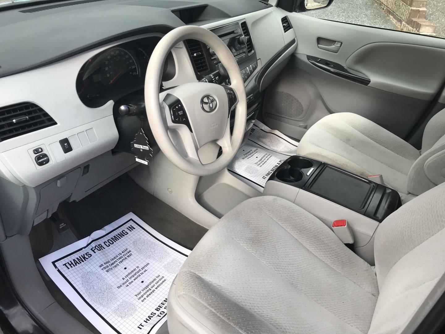 2013 Black /Gray Toyota Sienna LE FWD V6 (5TDKK3DC7DS) with an 3.5L V6 EFI DOHC 24V engine, 5-Speed Automatic transmission, located at 577 Chester Pike, Prospect Park, PA, 19076, (610) 237-1015, 39.886154, -75.302338 - 2013 Toyota Sienna LE: New PA inspection, SUPER CLEAN, runs LIKE NEW! This vehicle comes inspected and has been given a bumper to bumper safety check. It is very clean, reliable, and well maintained. We offer a unique pay plan that is known for being the easiest and fastest financing option in th - Photo#6