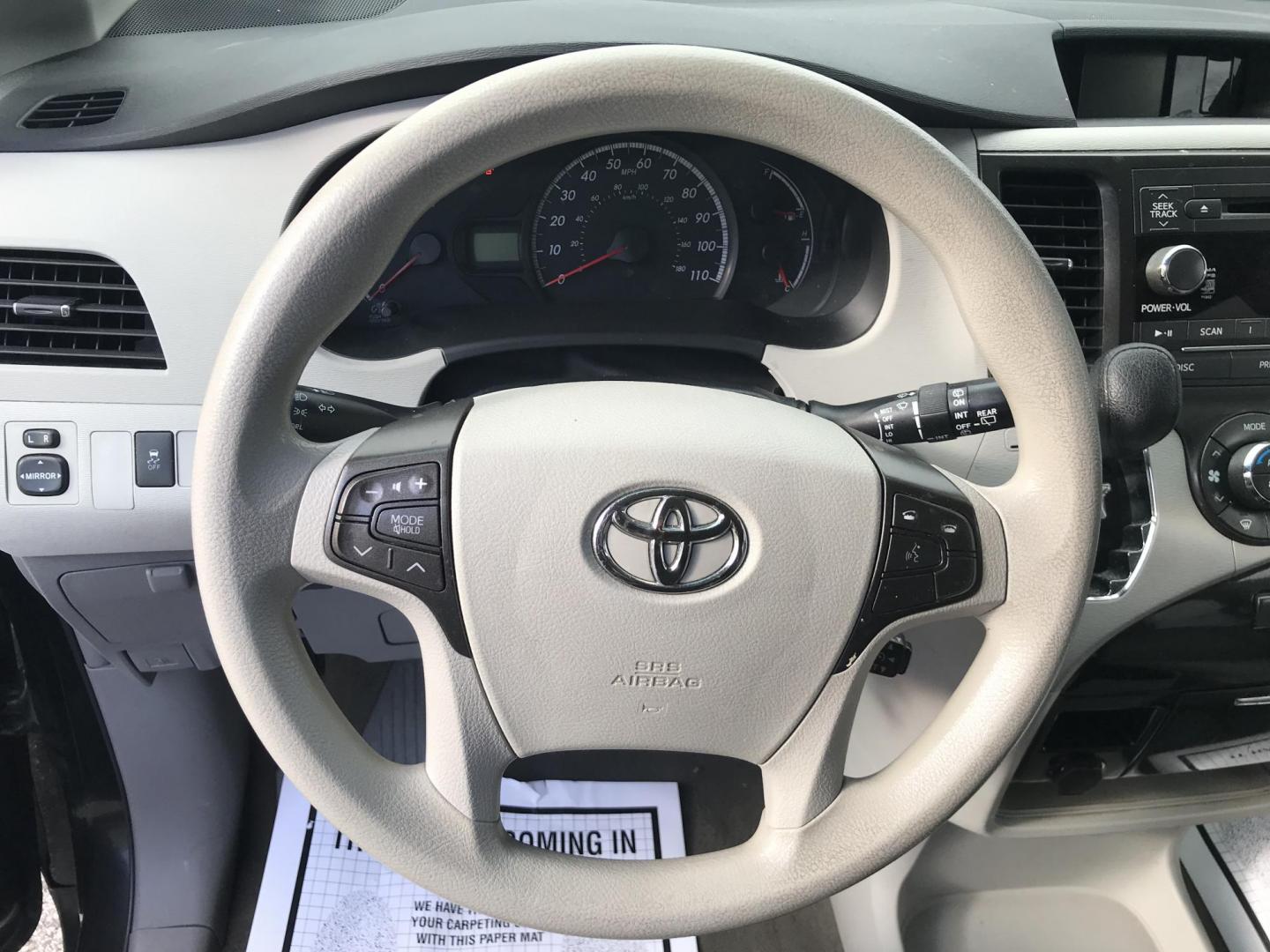 2013 Black /Gray Toyota Sienna LE FWD V6 (5TDKK3DC7DS) with an 3.5L V6 EFI DOHC 24V engine, 5-Speed Automatic transmission, located at 577 Chester Pike, Prospect Park, PA, 19076, (610) 237-1015, 39.886154, -75.302338 - 2013 Toyota Sienna LE: New PA inspection, SUPER CLEAN, runs LIKE NEW! This vehicle comes inspected and has been given a bumper to bumper safety check. It is very clean, reliable, and well maintained. We offer a unique pay plan that is known for being the easiest and fastest financing option in th - Photo#9