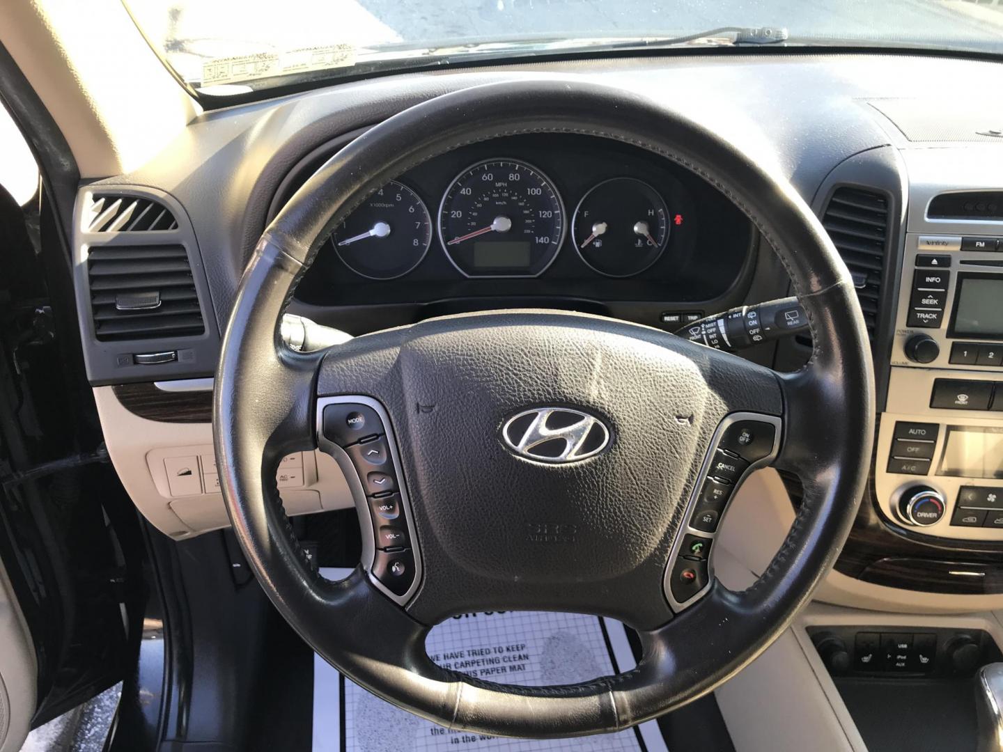 2012 Black /Tan Hyundai Santa Fe Limited 3.5 4WD (5XYZKDAG1CG) with an 3.5L V6 DOHC 24V engine, 6-Speed Automatic transmission, located at 577 Chester Pike, Prospect Park, PA, 19076, (610) 237-1015, 39.886154, -75.302338 - Photo#13