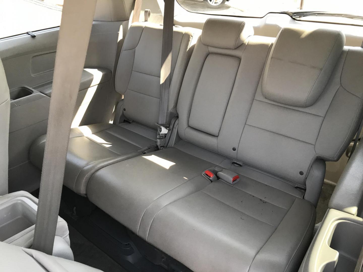 2012 Blue /Gray Honda Odyssey Touring (5FNRL5H9XCB) with an 3.5L V6 SOHC 24V engine, 5-Speed Automatic transmission, located at 577 Chester Pike, Prospect Park, PA, 19076, (610) 237-1015, 39.886154, -75.302338 - Photo#20