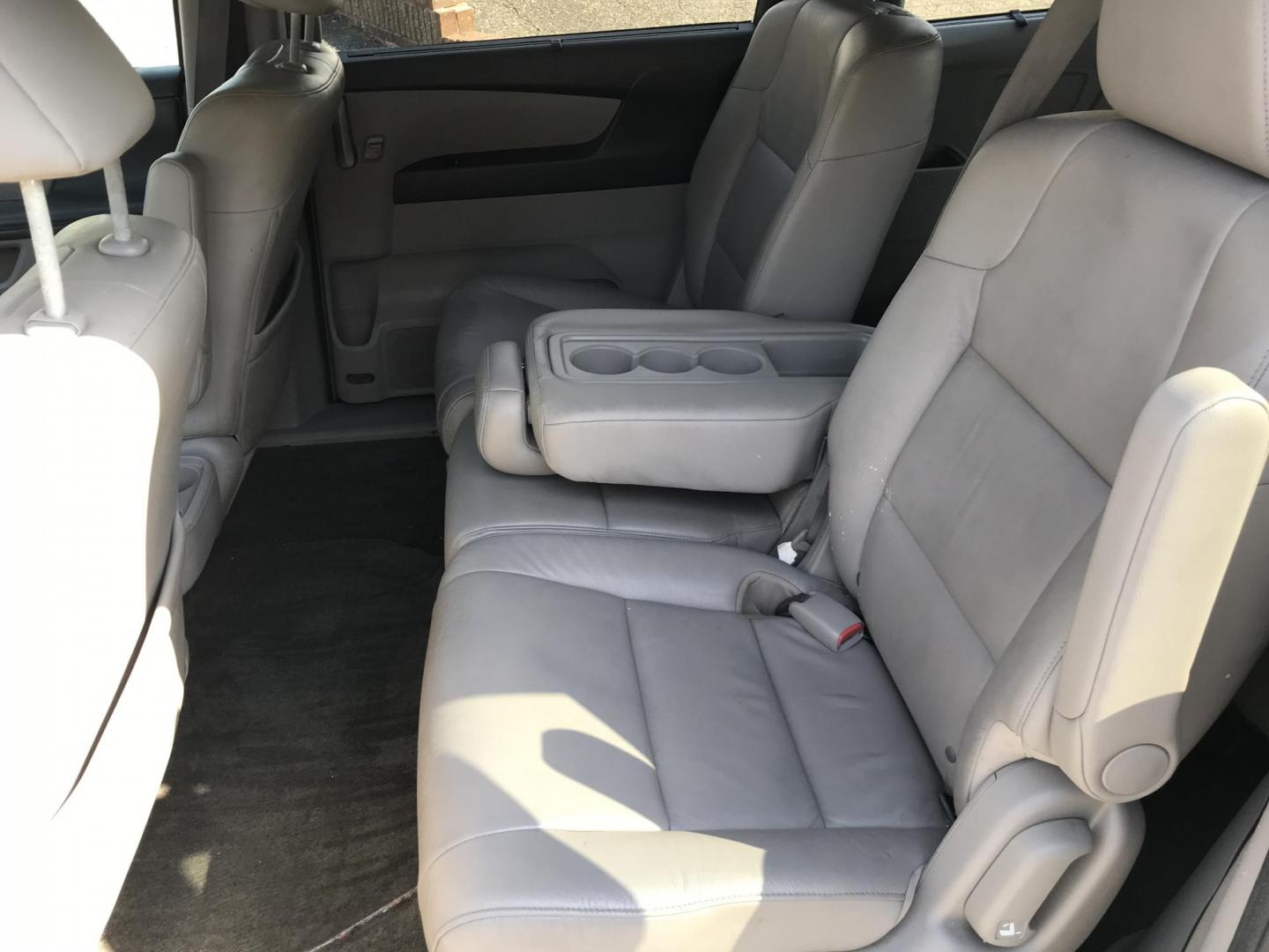 2012 Blue /Gray Honda Odyssey Touring (5FNRL5H9XCB) with an 3.5L V6 SOHC 24V engine, 5-Speed Automatic transmission, located at 577 Chester Pike, Prospect Park, PA, 19076, (610) 237-1015, 39.886154, -75.302338 - Photo#21