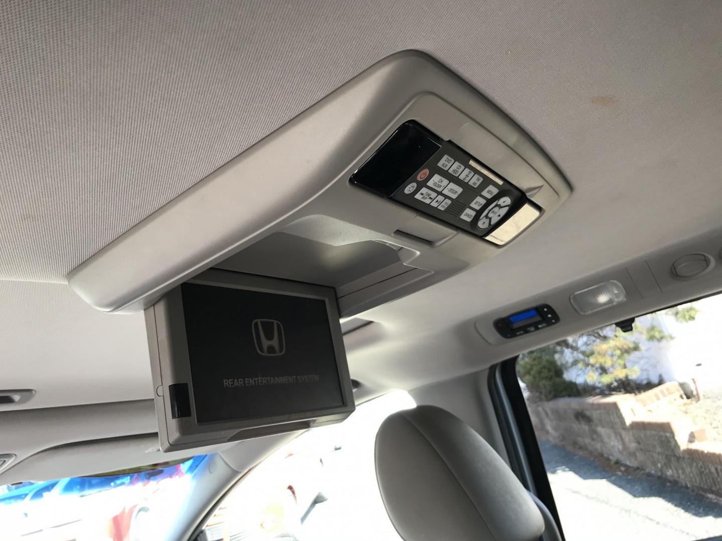 2012 Blue /Gray Honda Odyssey Touring (5FNRL5H9XCB) with an 3.5L V6 SOHC 24V engine, 5-Speed Automatic transmission, located at 577 Chester Pike, Prospect Park, PA, 19076, (610) 237-1015, 39.886154, -75.302338 - Photo#22