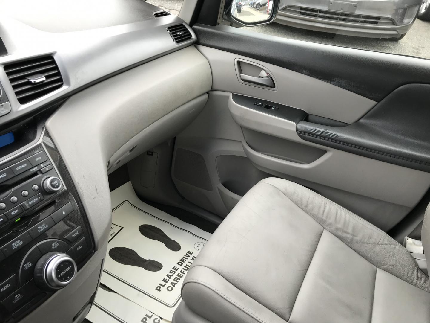 2012 Blue /Gray Honda Odyssey Touring (5FNRL5H9XCB) with an 3.5L V6 SOHC 24V engine, 5-Speed Automatic transmission, located at 577 Chester Pike, Prospect Park, PA, 19076, (610) 237-1015, 39.886154, -75.302338 - 2012 Honda Odyssey Touring 155k miles • DVD Player. Navigation System. Example Financing: • $3,000 Down • $100 Weekly • $200 Bi-Weekly We finance our own vehicles. We do not obtain or review traditional consumer credit reports. Financing decisions are based on verified income, ability- Photo#17