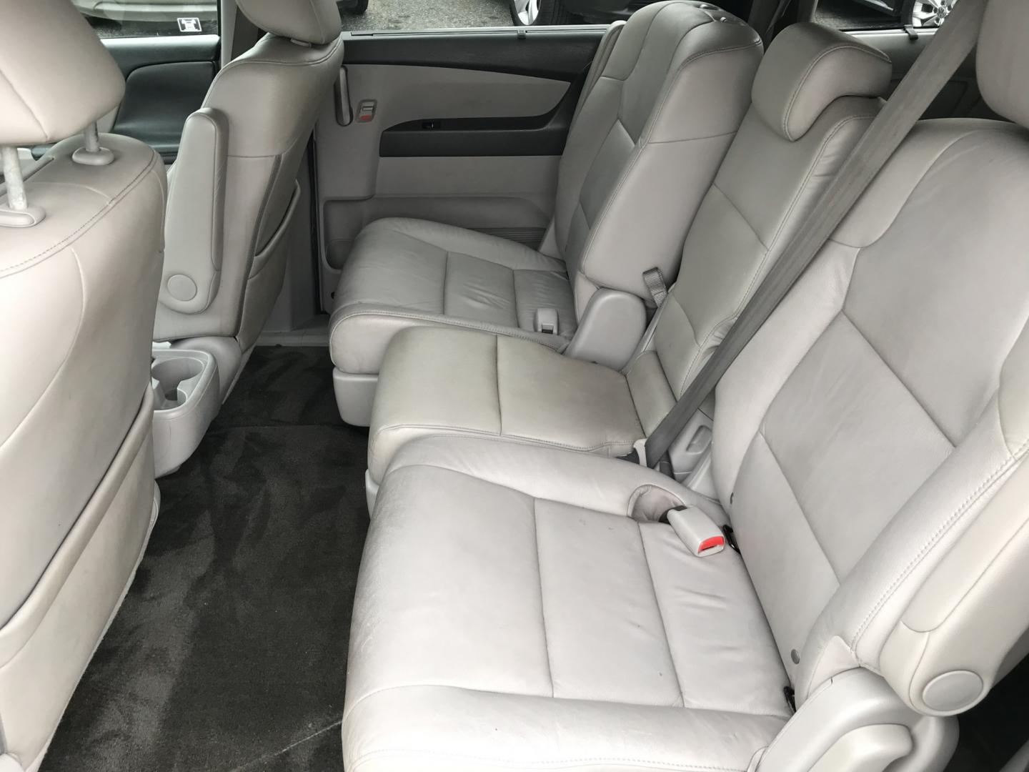 2012 Blue /Gray Honda Odyssey Touring (5FNRL5H9XCB) with an 3.5L V6 SOHC 24V engine, 5-Speed Automatic transmission, located at 577 Chester Pike, Prospect Park, PA, 19076, (610) 237-1015, 39.886154, -75.302338 - 2012 Honda Odyssey Touring 155k miles • DVD Player. Navigation System. Example Financing: • $3,000 Down • $100 Weekly • $200 Bi-Weekly We finance our own vehicles. We do not obtain or review traditional consumer credit reports. Financing decisions are based on verified income, ability- Photo#19