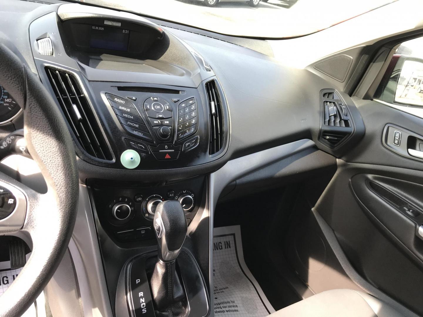 2015 Red /Gray Ford Escape SE 4WD (1FMCU9GX1FU) with an 1.6L L4 DOHC 16V engine, 6-Speed Automatic transmission, located at 577 Chester Pike, Prospect Park, PA, 19076, (610) 237-1015, 39.886154, -75.302338 - 2015 Ford Escape SE: Only 115k miles, 4x4, new PA inspection, great on gas, SUPER CLEAN, runs LIKE NEW! This vehicle comes inspected and has been given a bumper to bumper safety check. It is very clean, reliable, and well maintained. We offer a unique pay plan that is known for being the easiest - Photo#12