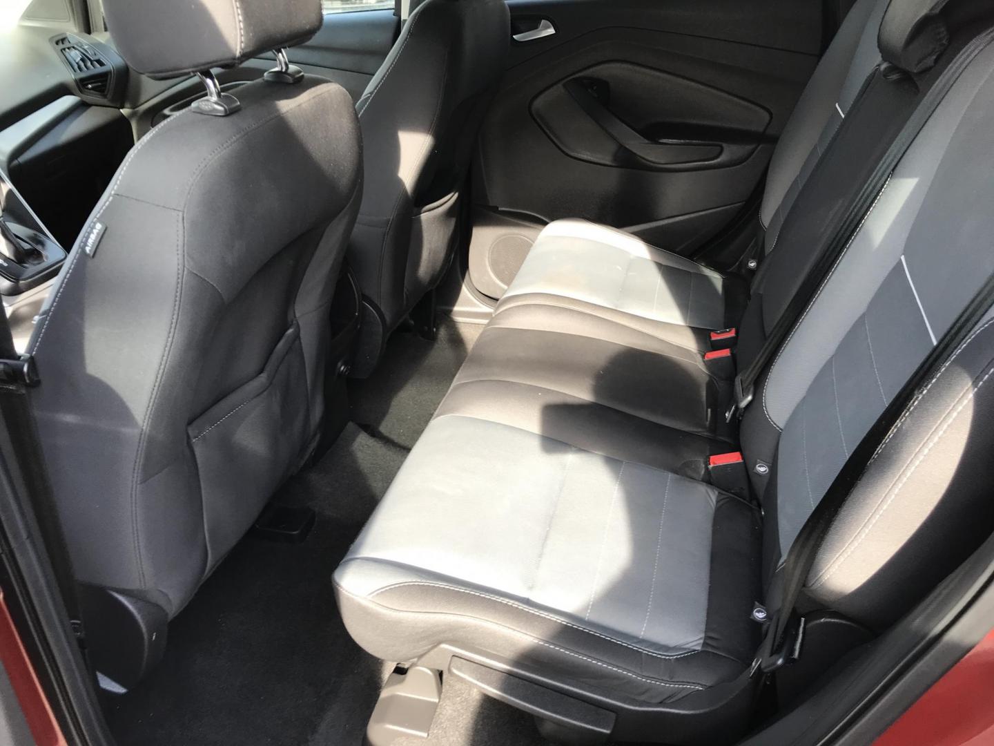 2015 Red /Gray Ford Escape SE 4WD (1FMCU9GX1FU) with an 1.6L L4 DOHC 16V engine, 6-Speed Automatic transmission, located at 577 Chester Pike, Prospect Park, PA, 19076, (610) 237-1015, 39.886154, -75.302338 - 2015 Ford Escape SE: Only 115k miles, 4x4, new PA inspection, great on gas, SUPER CLEAN, runs LIKE NEW! This vehicle comes inspected and has been given a bumper to bumper safety check. It is very clean, reliable, and well maintained. We offer a unique pay plan that is known for being the easiest - Photo#15