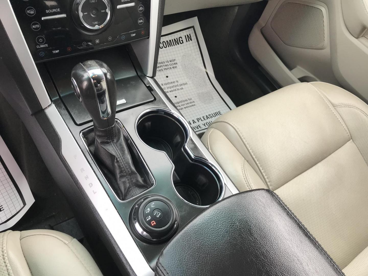 2014 White /Tan Ford Explorer Limited 4WD (1FM5K8F86EG) with an 3.5L V6 DOHC 24V engine, 6-Speed Automatic transmission, located at 577 Chester Pike, Prospect Park, PA, 19076, (610) 237-1015, 39.886154, -75.302338 - 2014 Ford Explorer LIMITED: Navigation system, backup camera, sunroof, 3rd row seating, 4x4, SUPER CLEAN, runs LIKE NEW! This vehicle comes inspected and has been given a bumper to bumper safety check. It is very clean, reliable, and well maintained. We offer a unique pay plan that is known for b - Photo#13