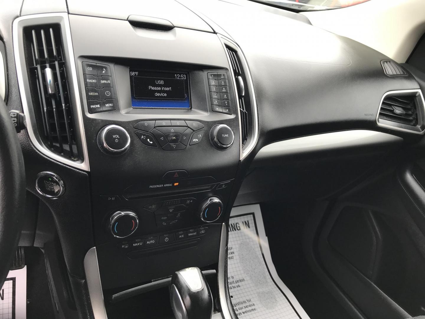 2015 White /Black Ford Edge SEL AWD (2FMTK4J89FB) with an 3.5L V6 DOHC 24V engine, 6-Speed Automatic transmission, located at 577 Chester Pike, Prospect Park, PA, 19076, (610) 237-1015, 39.886154, -75.302338 - 2015 Ford Edge SEL: AWD, backup camera, new PA inspection, SUPER CLEAN, runs LIKE NEW! This vehicle comes inspected and has been given a bumper to bumper safety check. It is very clean, reliable, and well maintained. We offer a unique pay plan that is known for being the easiest and fastest finan - Photo#14