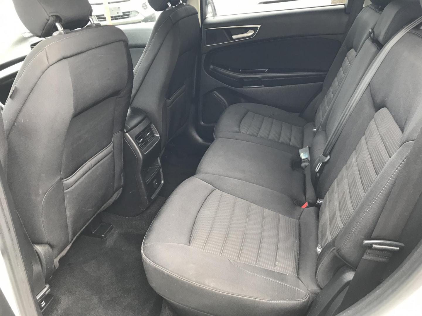 2015 White /Black Ford Edge SEL AWD (2FMTK4J89FB) with an 3.5L V6 DOHC 24V engine, 6-Speed Automatic transmission, located at 577 Chester Pike, Prospect Park, PA, 19076, (610) 237-1015, 39.886154, -75.302338 - 2015 Ford Edge SEL: AWD, backup camera, new PA inspection, SUPER CLEAN, runs LIKE NEW! This vehicle comes inspected and has been given a bumper to bumper safety check. It is very clean, reliable, and well maintained. We offer a unique pay plan that is known for being the easiest and fastest finan - Photo#15