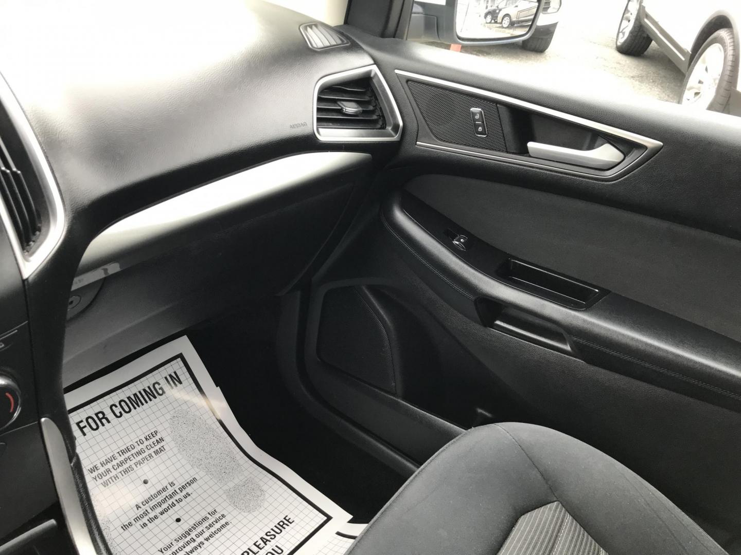 2015 White /Black Ford Edge SEL AWD (2FMTK4J89FB) with an 3.5L V6 DOHC 24V engine, 6-Speed Automatic transmission, located at 577 Chester Pike, Prospect Park, PA, 19076, (610) 237-1015, 39.886154, -75.302338 - 2015 Ford Edge SEL: AWD, backup camera, new PA inspection, SUPER CLEAN, runs LIKE NEW! This vehicle comes inspected and has been given a bumper to bumper safety check. It is very clean, reliable, and well maintained. We offer a unique pay plan that is known for being the easiest and fastest finan - Photo#16