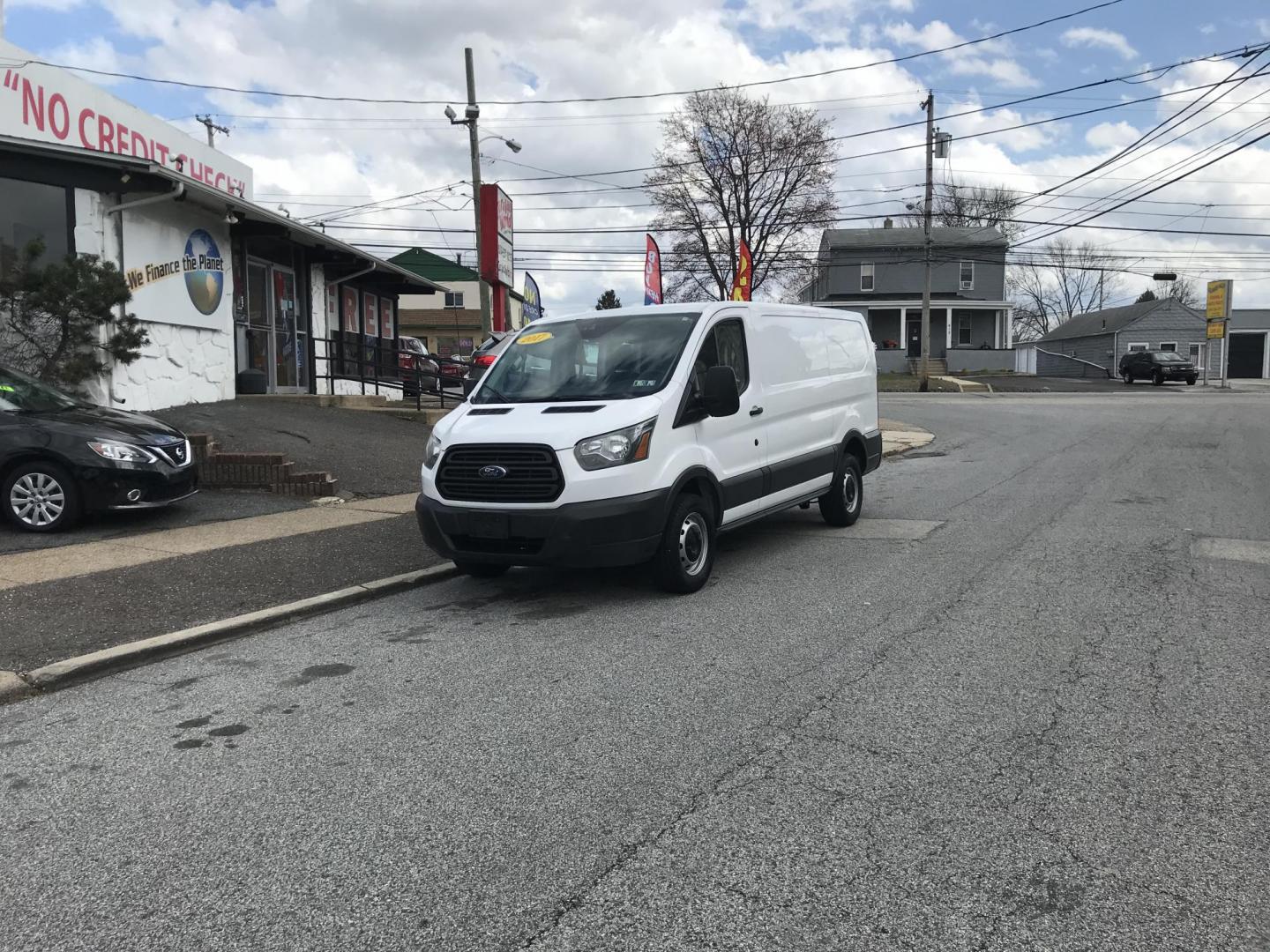 2017 White /Gray Ford Transit 250 Van Low Roof 60/40 Pass.130-in. WB (1FTYR1ZM8HK) with an 3.7L V6 DOHC 24V engine, 6A transmission, located at 577 Chester Pike, Prospect Park, PA, 19076, (610) 237-1015, 39.886154, -75.302338 - 2017 Ford Transit 250 Cargo Van: Only 139k miles, no shelving, backup camera, new PA inspection, FLEET MAINTAINED, runs LIKE NEW! This vehicle comes inspected and has been given a bumper to bumper safety check. It is very clean, reliable, and well maintained. We offer a unique pay plan that is kn - Photo#3