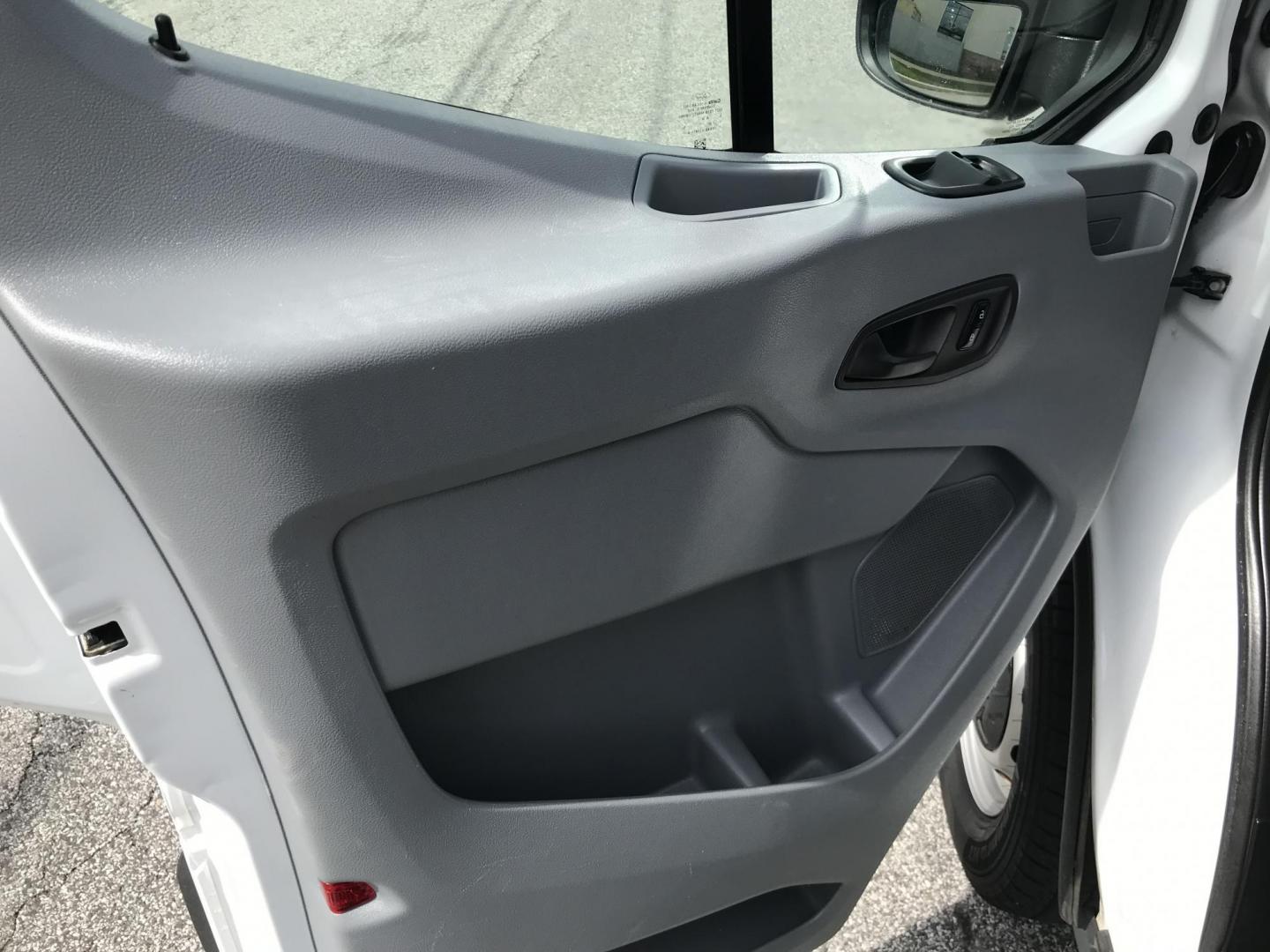 2017 White /Gray Ford Transit 250 Van Low Roof 60/40 Pass.130-in. WB (1FTYR1ZM8HK) with an 3.7L V6 DOHC 24V engine, 6A transmission, located at 577 Chester Pike, Prospect Park, PA, 19076, (610) 237-1015, 39.886154, -75.302338 - 2017 Ford Transit 250 Cargo Van: Only 139k miles, no shelving, backup camera, new PA inspection, FLEET MAINTAINED, runs LIKE NEW! This vehicle comes inspected and has been given a bumper to bumper safety check. It is very clean, reliable, and well maintained. We offer a unique pay plan that is kn - Photo#8