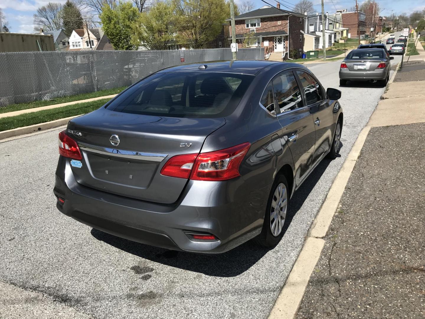 2017 Gray /Gray Nissan Sentra S (3N1AB7AP2HL) with an 1.8L L4 SFI DOHC 16V engine, Automatic transmission, located at 577 Chester Pike, Prospect Park, PA, 19076, (610) 237-1015, 39.886154, -75.302338 - 2017 Nissan Sentra: Backup camera, new PA inspection, great on gas, runs LIKE NEW! This vehicle comes inspected and has been given a bumper to bumper safety check. It is very clean, reliable, and well maintained. We offer a unique pay plan that is known for being the easiest and fastest financing - Photo#5