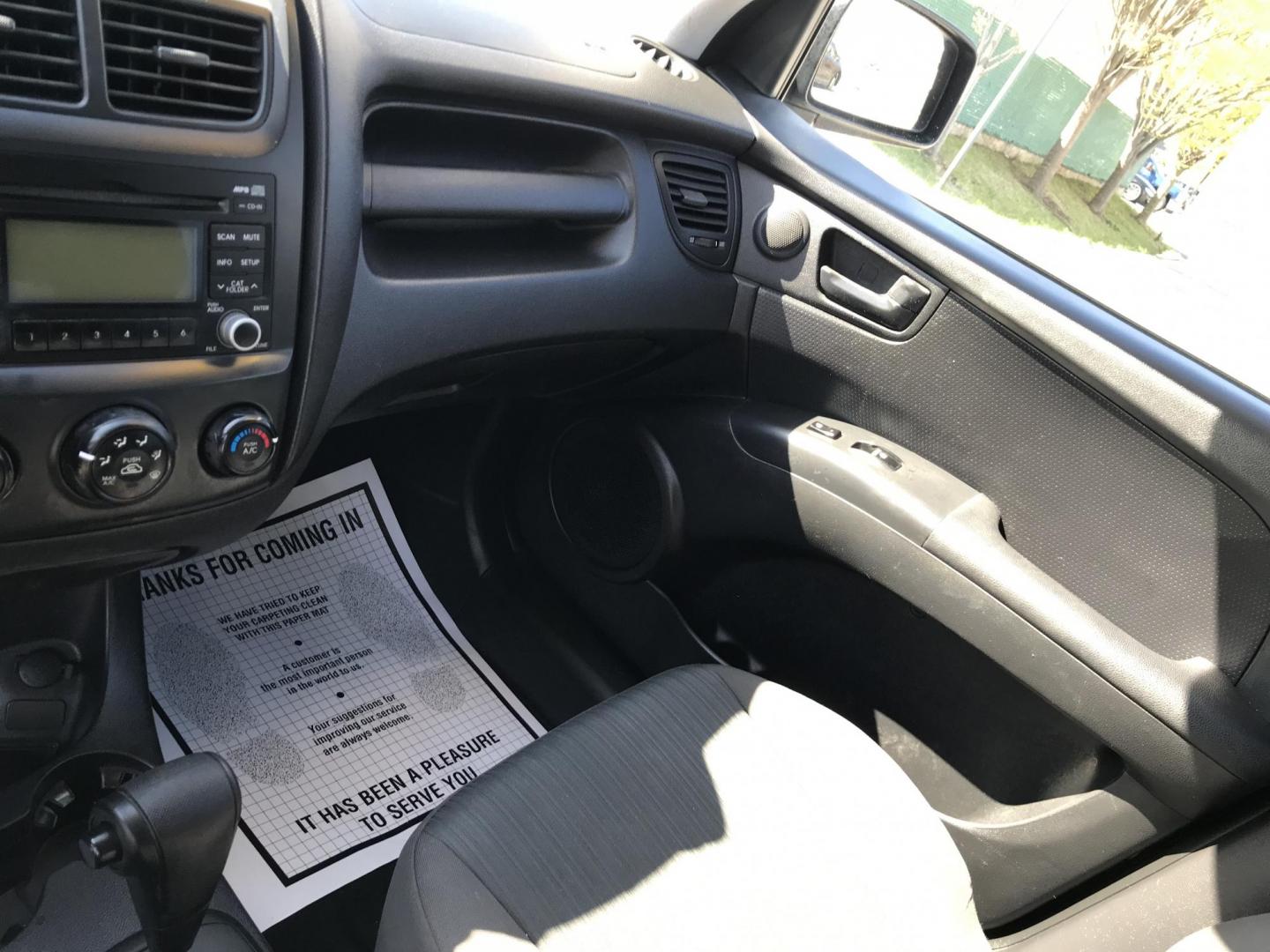 2010 Gray /Gray Kia Sportage LX (KNDKG3A48A7) with an 2.0L L4 DOHC 16V engine, 4-Speed Automatic transmission, located at 577 Chester Pike, Prospect Park, PA, 19076, (610) 237-1015, 39.886154, -75.302338 - Photo#14