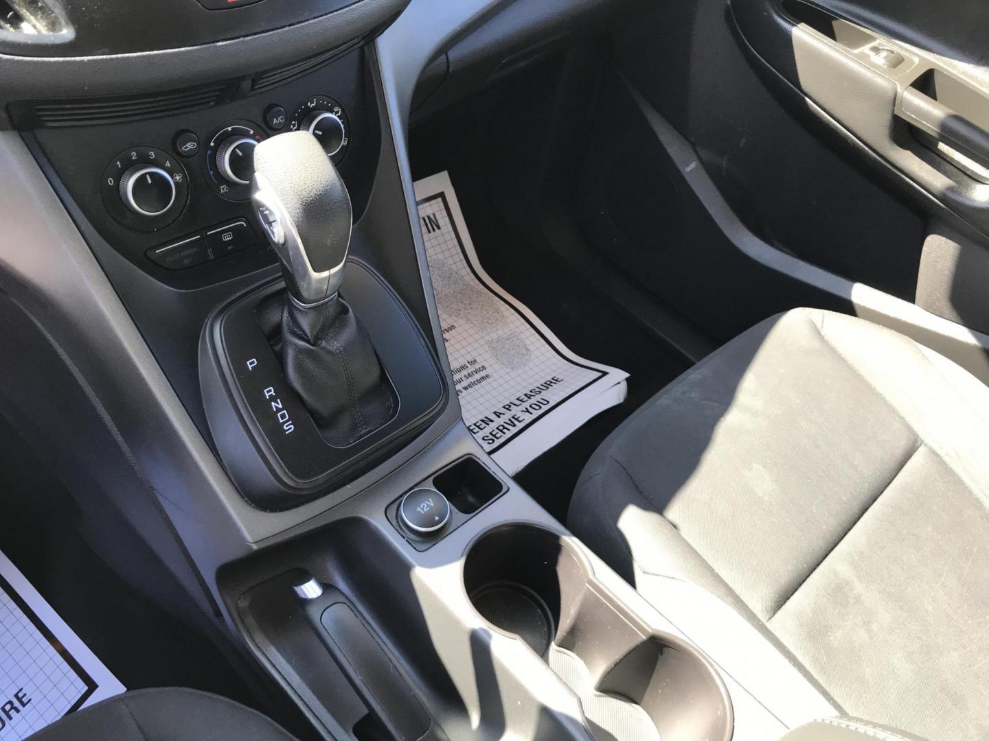 2014 Gray /Gray Ford Escape S FWD (1FMCU0F72EU) with an 2.5L L4 DOHC 16V engine, 6-Speed Automatic transmission, located at 577 Chester Pike, Prospect Park, PA, 19076, (610) 237-1015, 39.886154, -75.302338 - 2014 Ford Escape S: Backup camera, only 121k miles, new PA inspection, great on gas, runs LIKE NEW! This vehicle comes inspected and has been given a bumper to bumper safety check. It is very clean, reliable, and well maintained. We offer a unique pay plan that is known for being the easiest and - Photo#13
